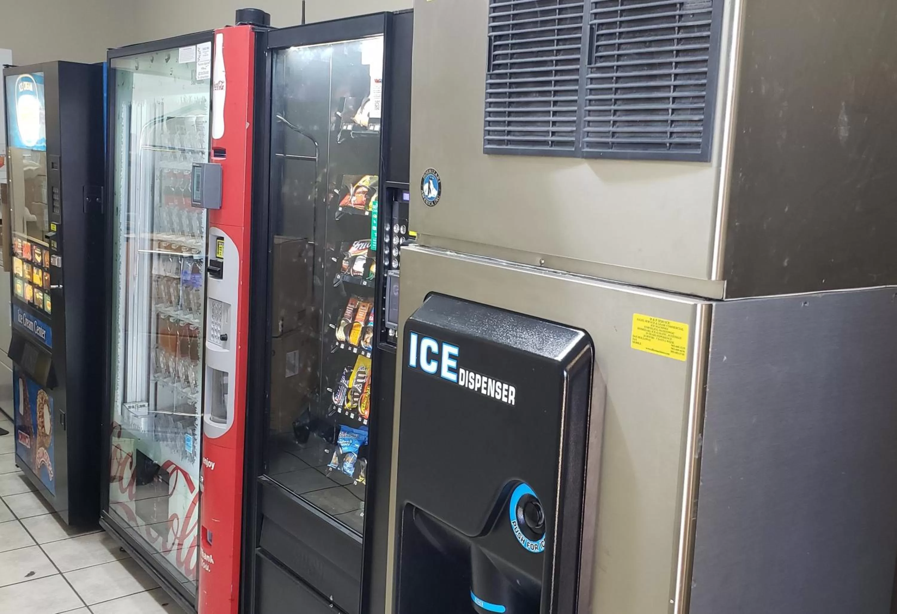 Other in Red Roof Inn Terrell