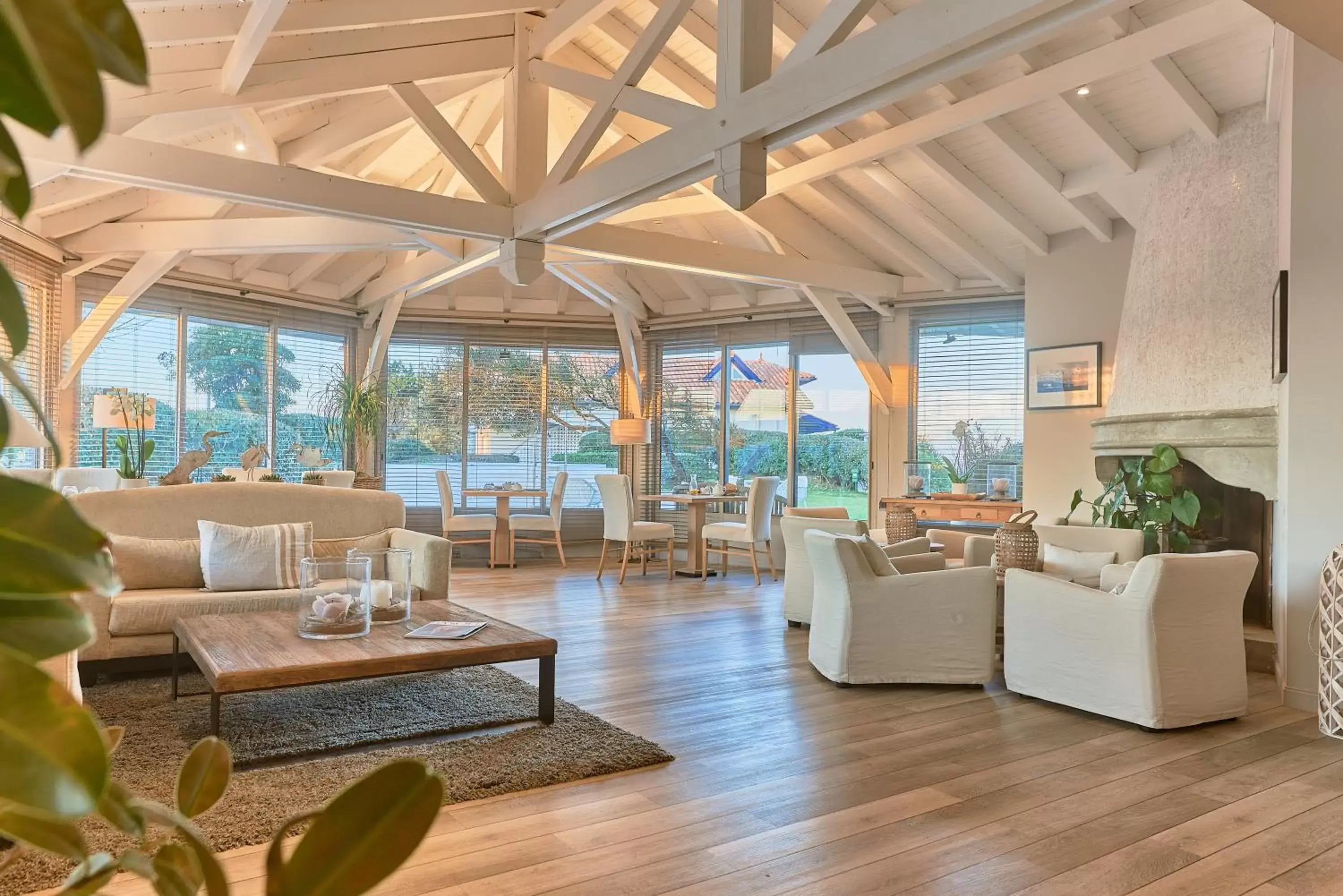 Seating area in Villa L'Arche