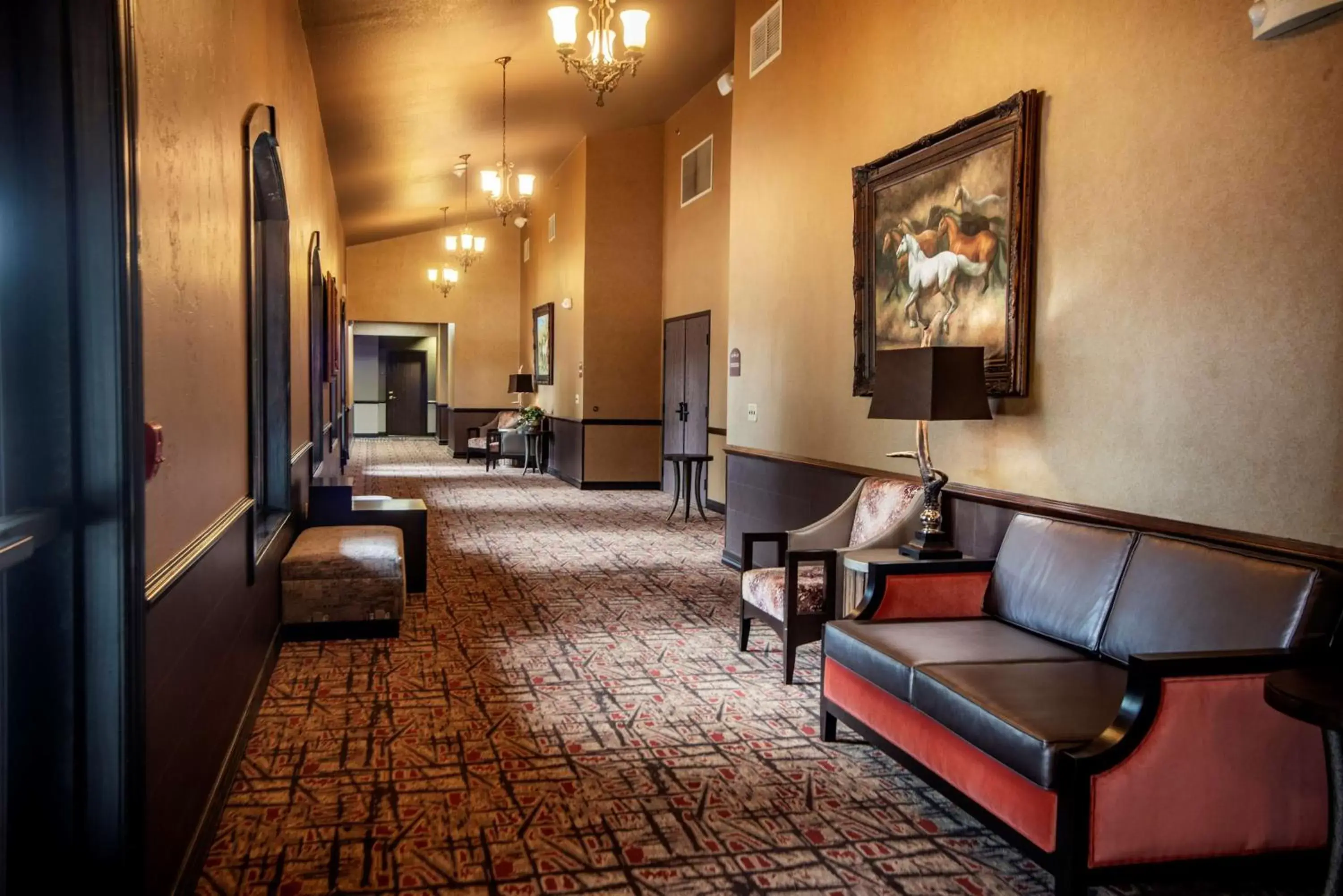 Lobby or reception, Lobby/Reception in Best Western PLUS Cimarron Hotel & Suites