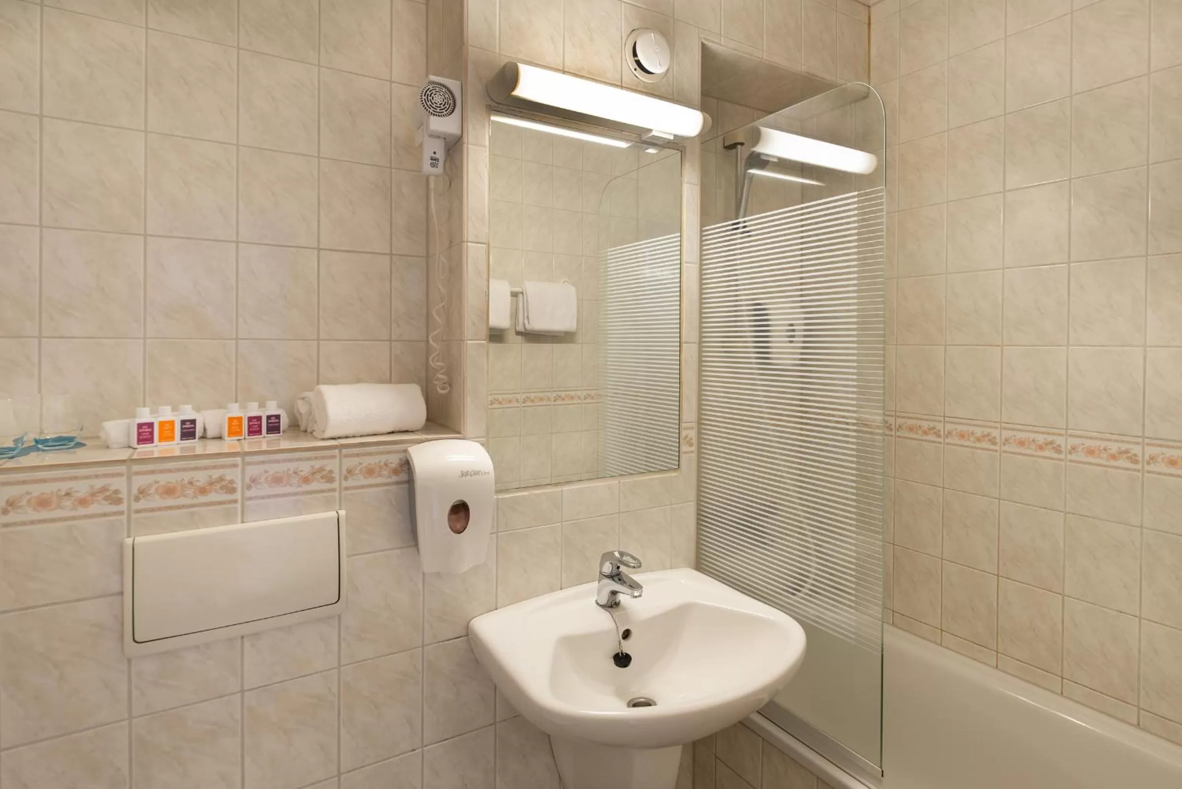 Bathroom in Quality Hotel Sogndal