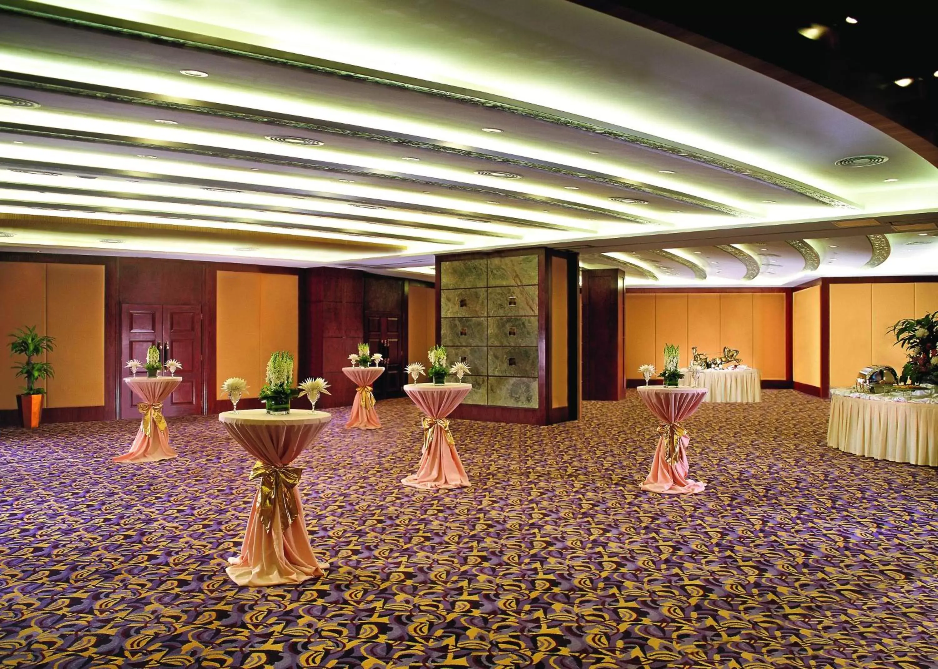 Other, Banquet Facilities in The Pavilion Hotel Shenzhen (Huaqiang NorthBusiness Zone)