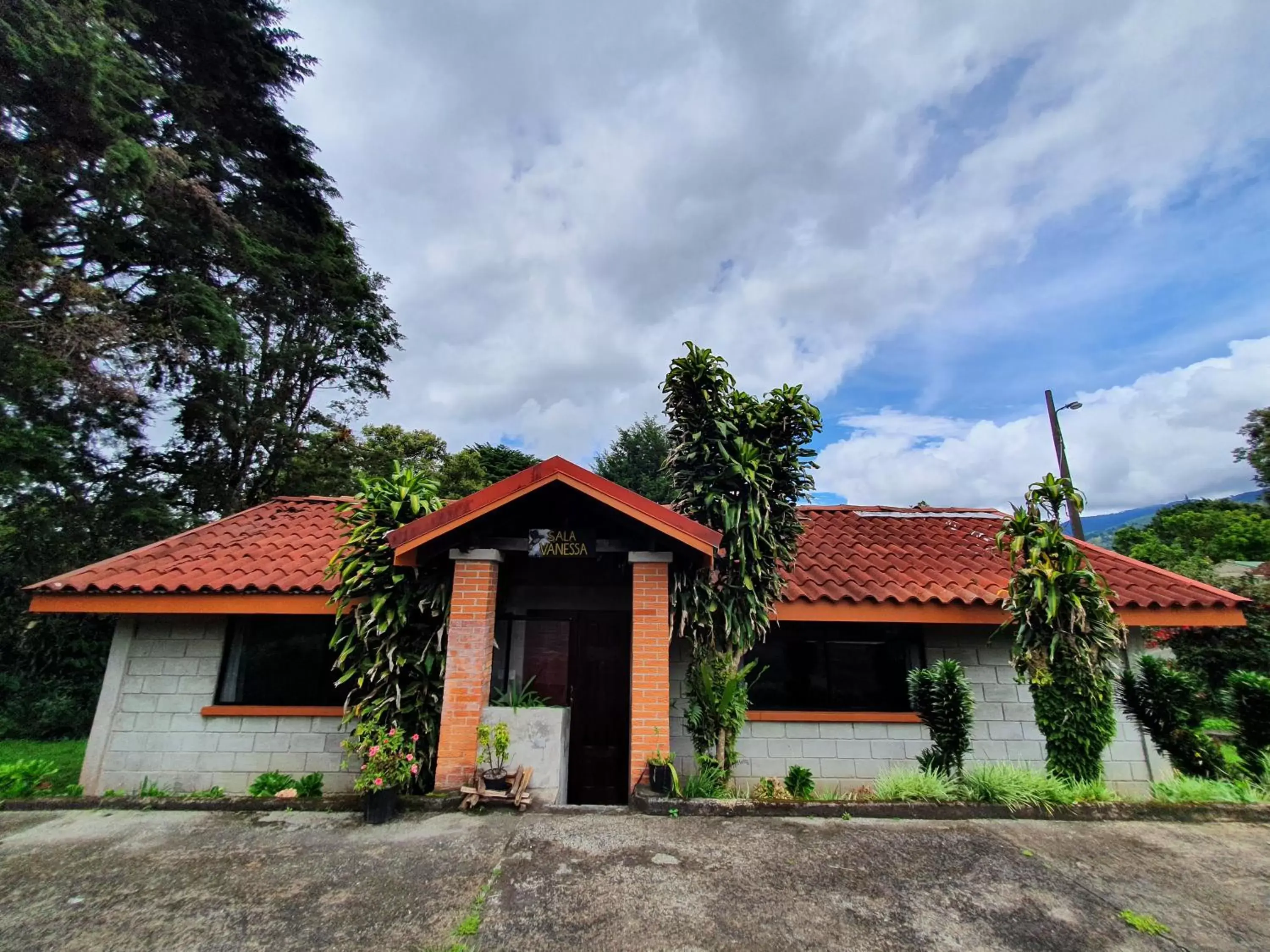 Property Building in Hotel Villa Zurqui