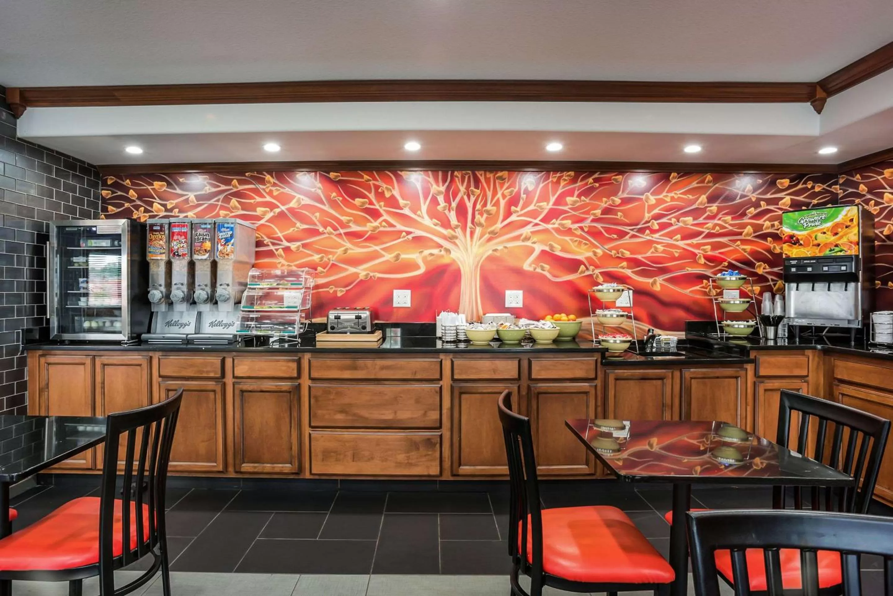 Restaurant/places to eat in Quality Inn Cedar Rapids South