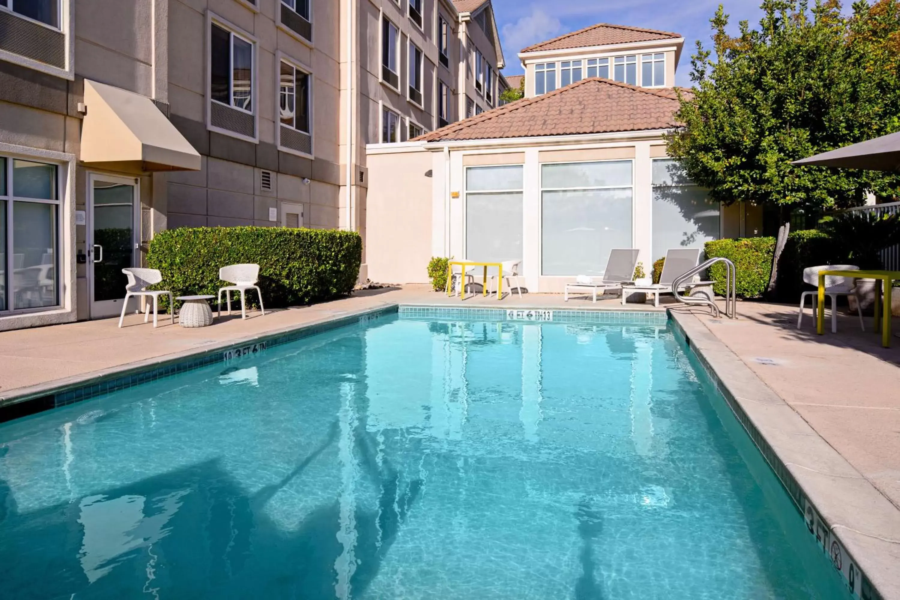 Pool view, Swimming Pool in Hilton Garden Inn Folsom