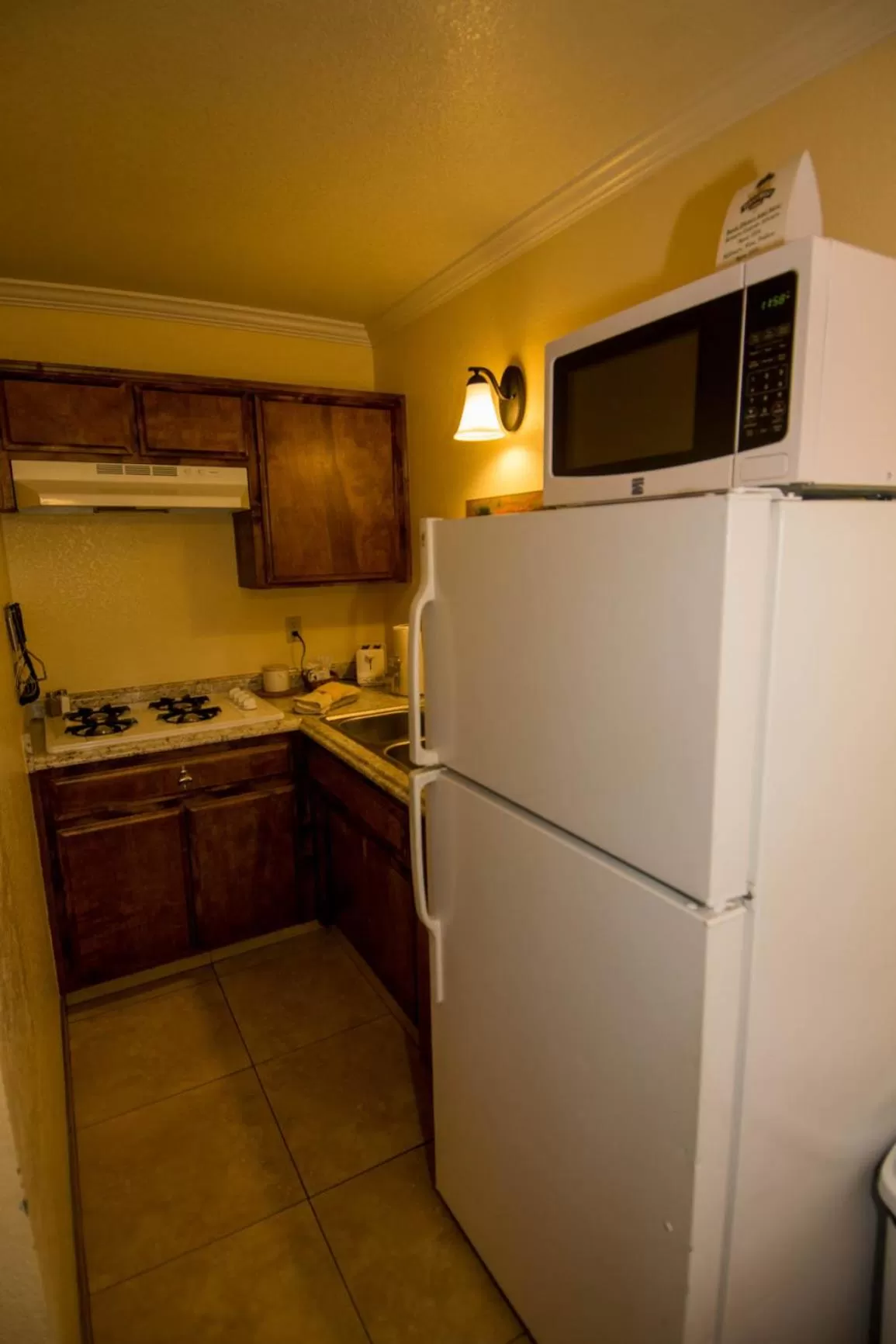 Kitchen or kitchenette, Kitchen/Kitchenette in Hillcrest Suites & Cabins