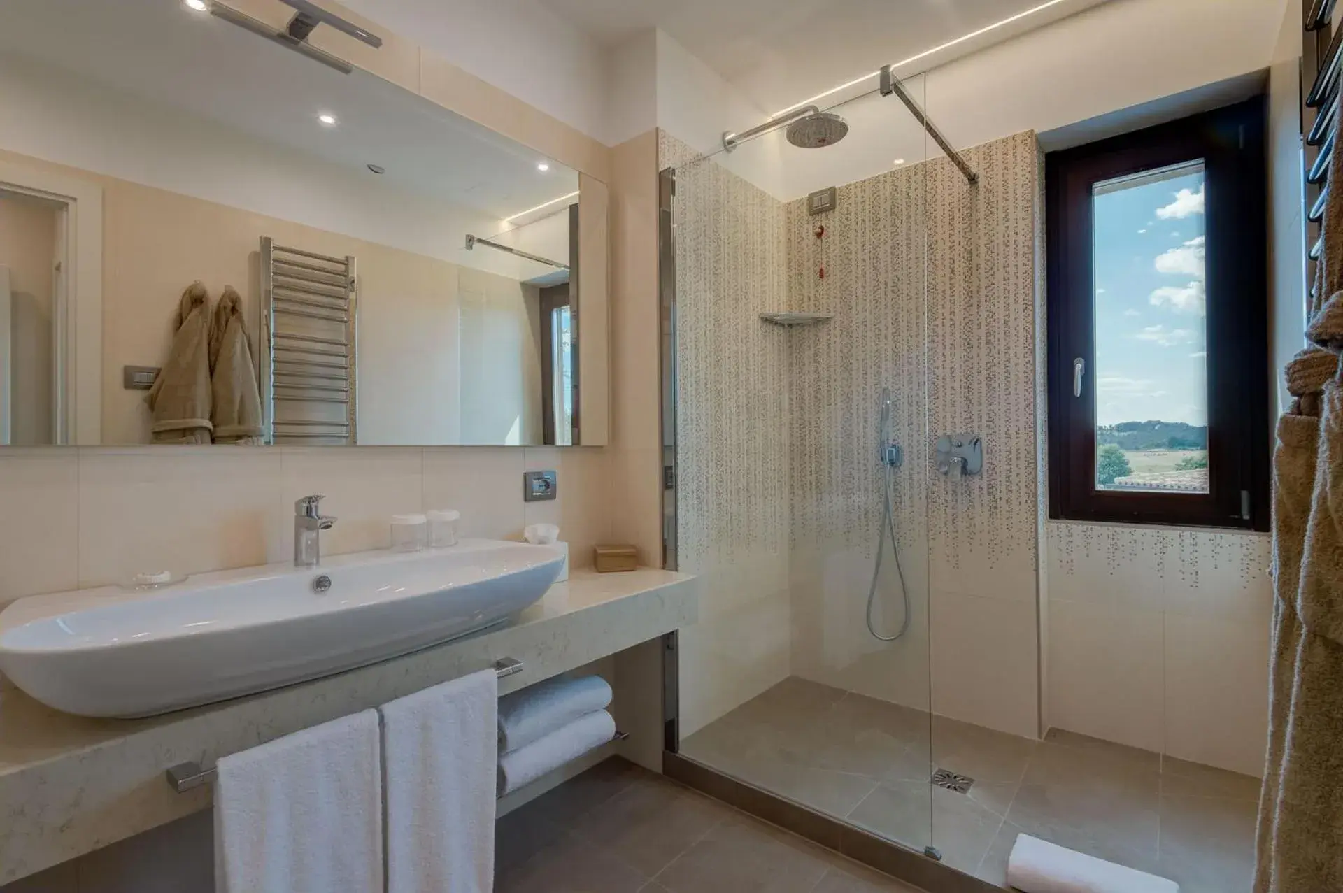 Bathroom in Borgo La Chiaracia Resort & SPA