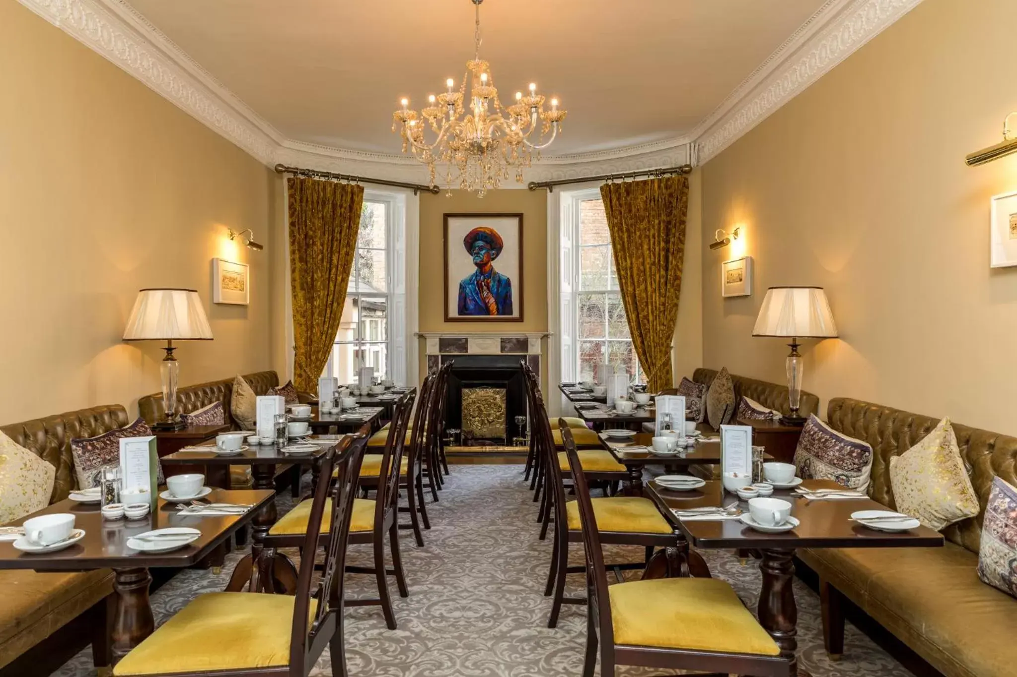 Restaurant/places to eat in Stauntons on the Green Hotel Restaurant/places to eat in Stauntons on the Green Hotel