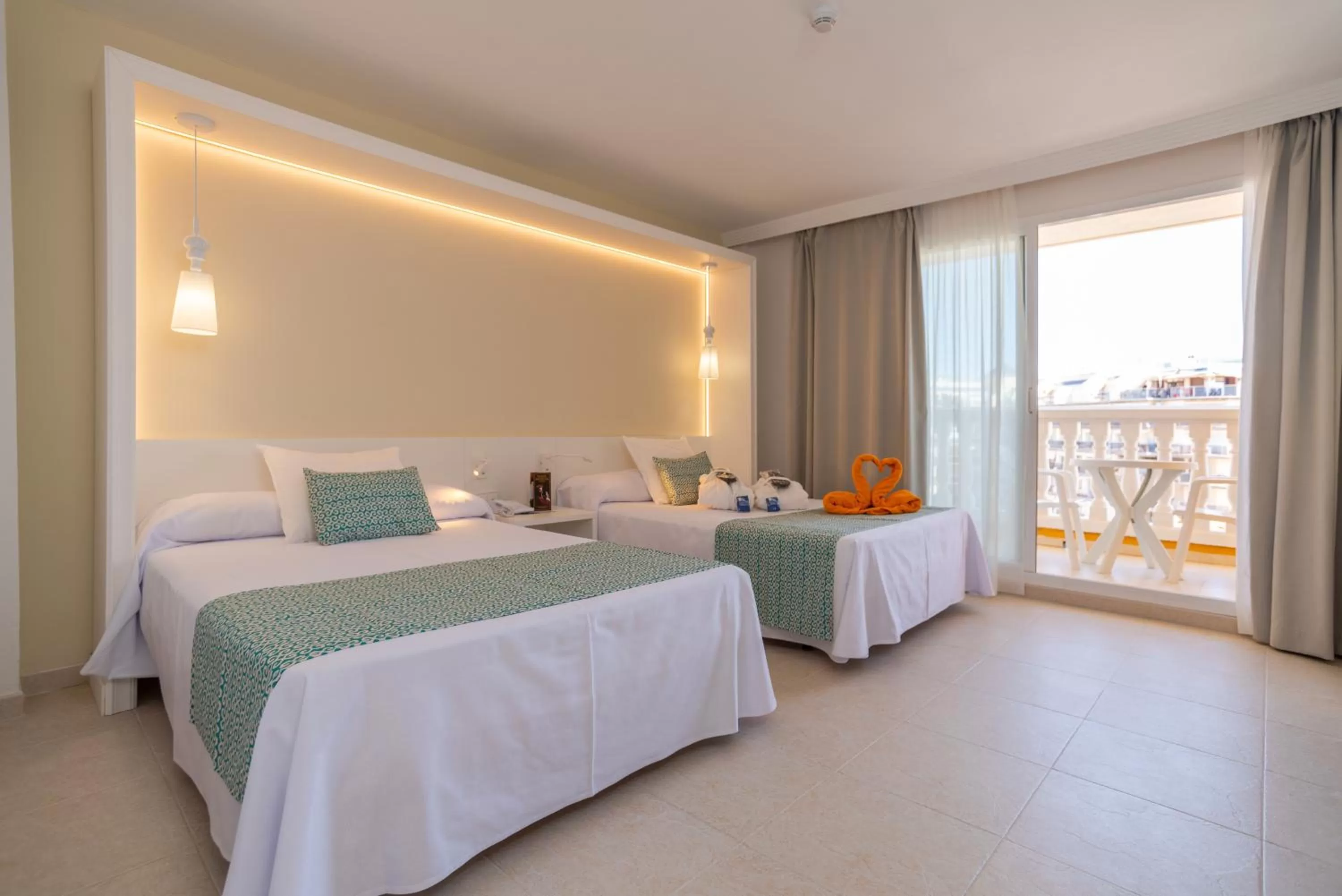 Bed in Gran Hotel Peñiscola