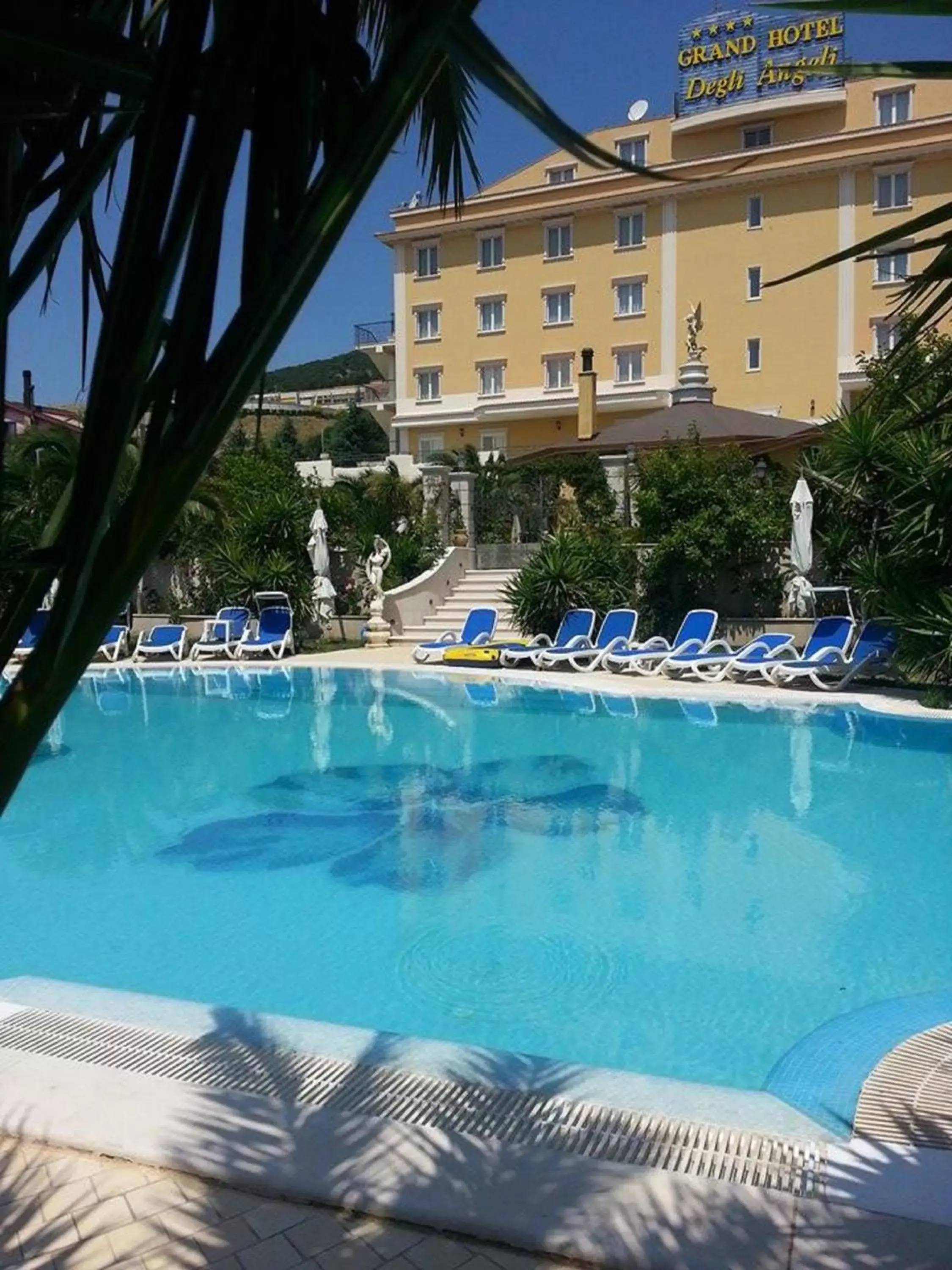 Property building, Swimming Pool in Grand Hotel degli Angeli