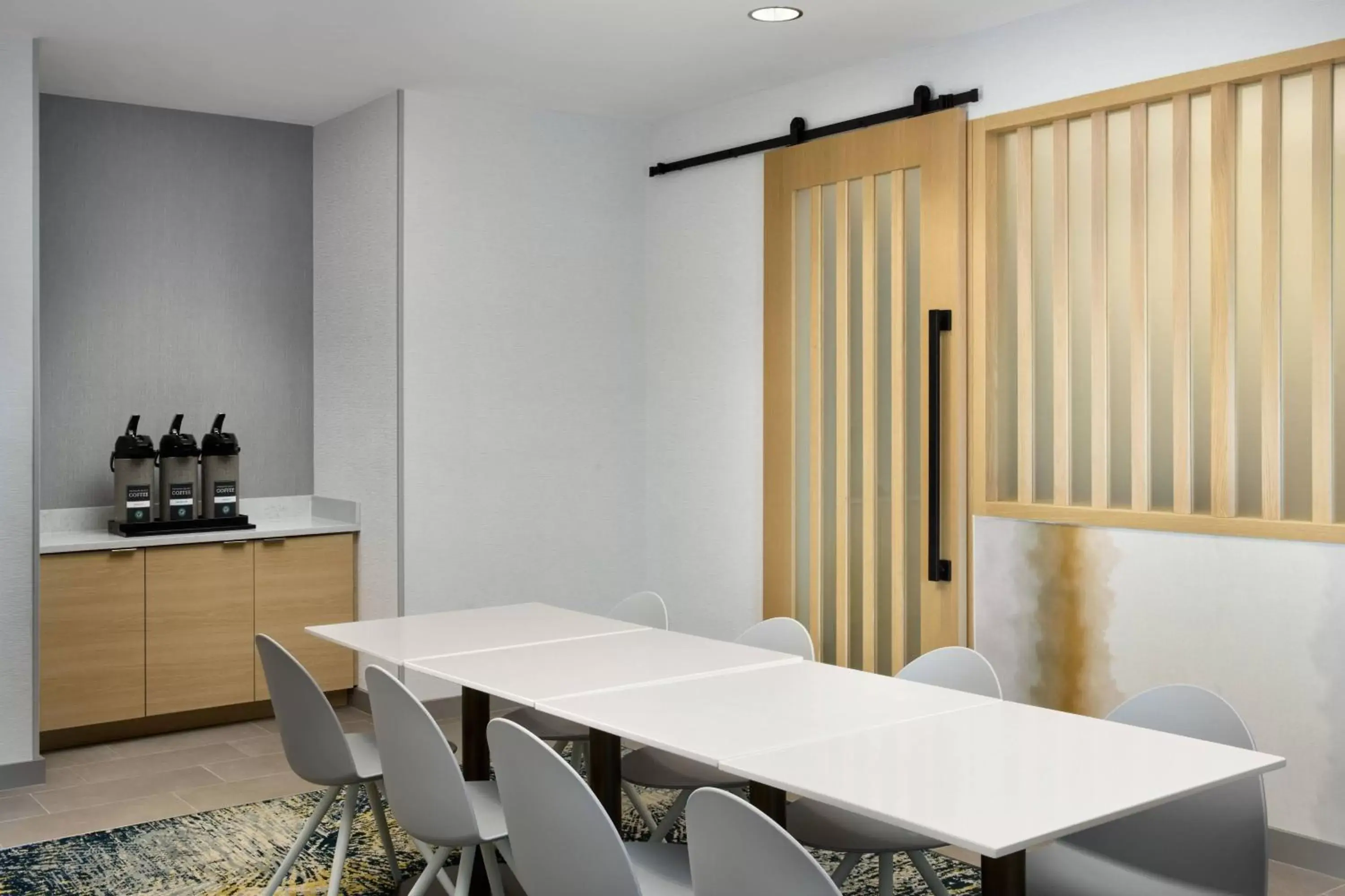 Meeting/conference room in TownePlace Suites by Marriott Plant City