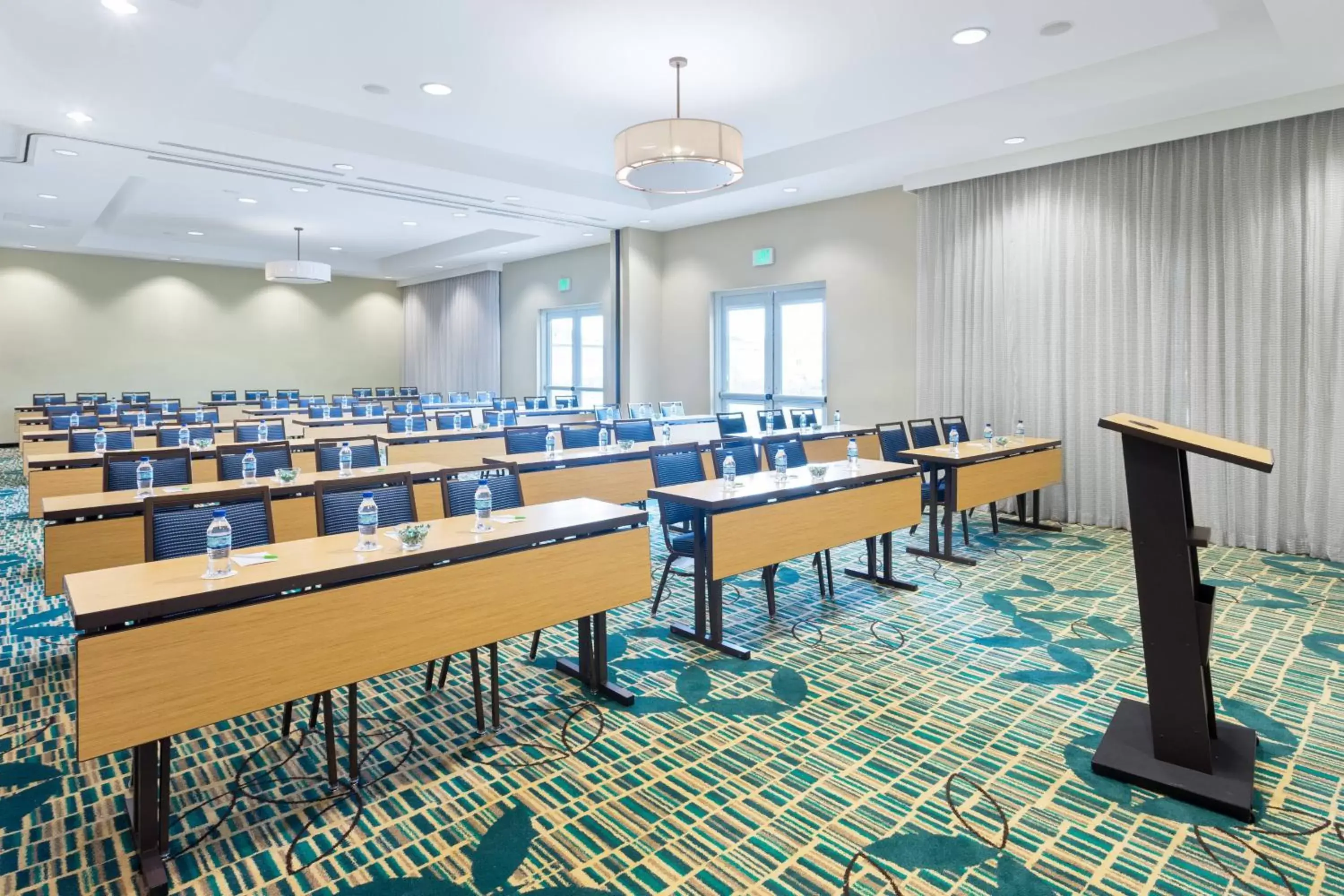 Meeting/conference room in Courtyard by Marriott Kingston, Jamaica
