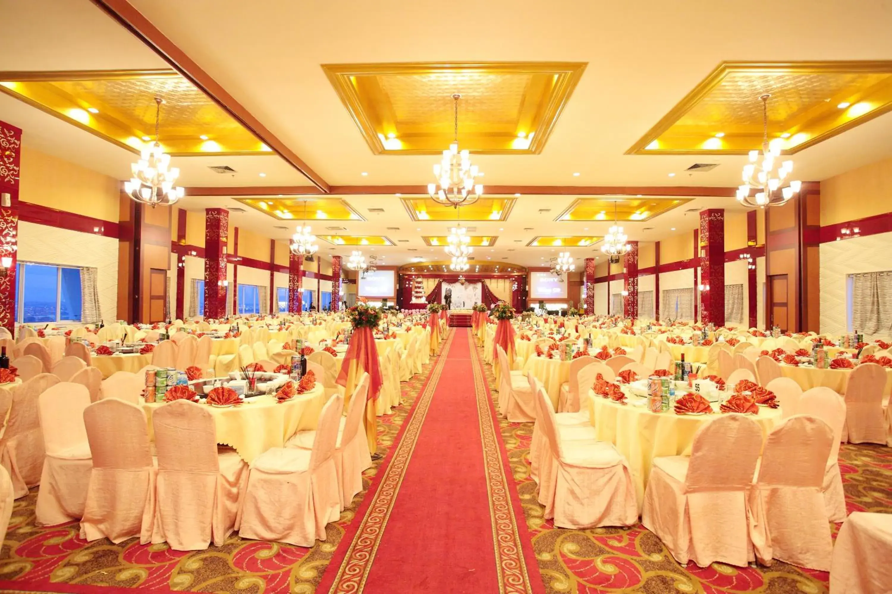 Banquet/Function facilities, Banquet Facilities in Crown Vista Hotel