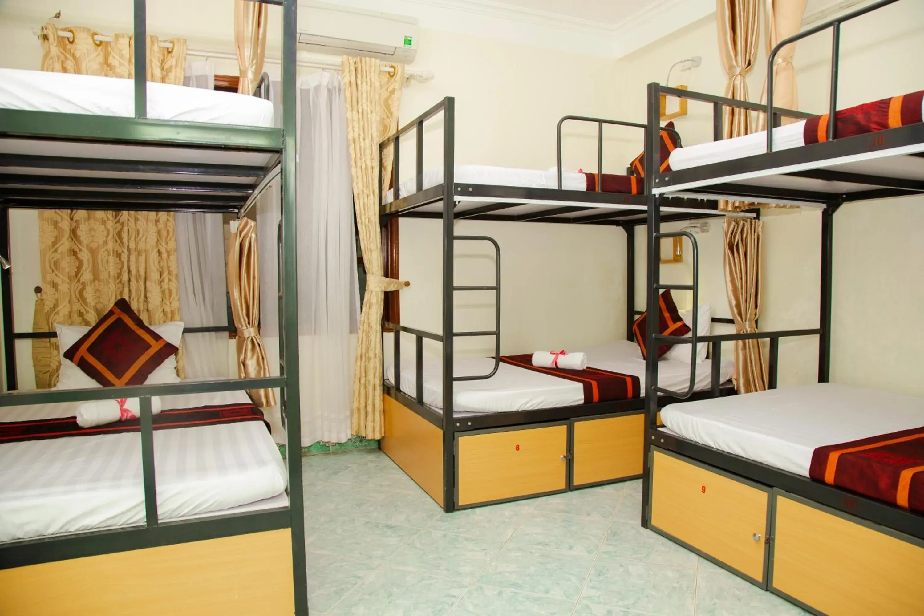 Bunk Bed in Hanoi City Backpackers Hostel