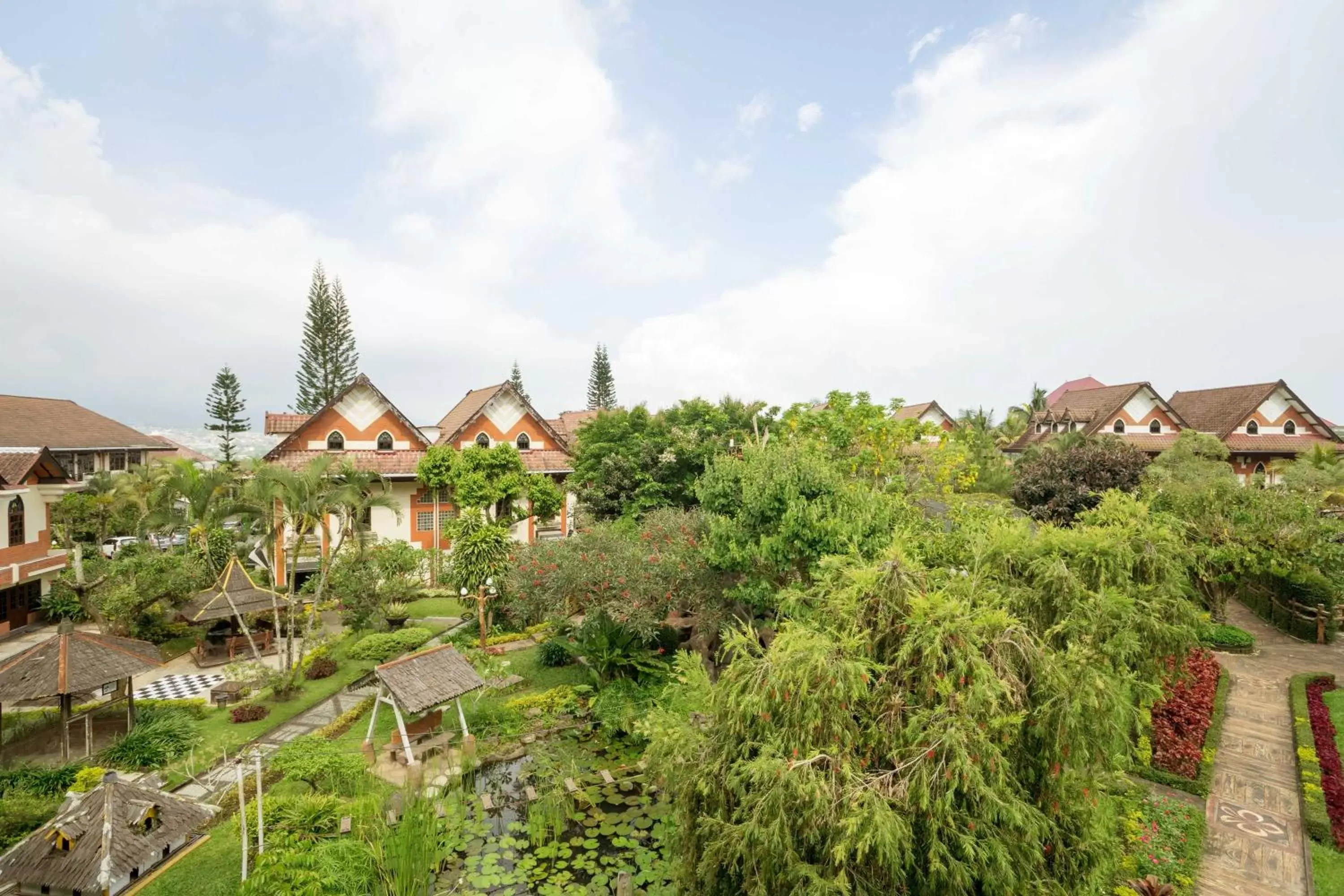 Balcony/Terrace, Neighborhood in Royal Orchids Garden Hotel & Condominium