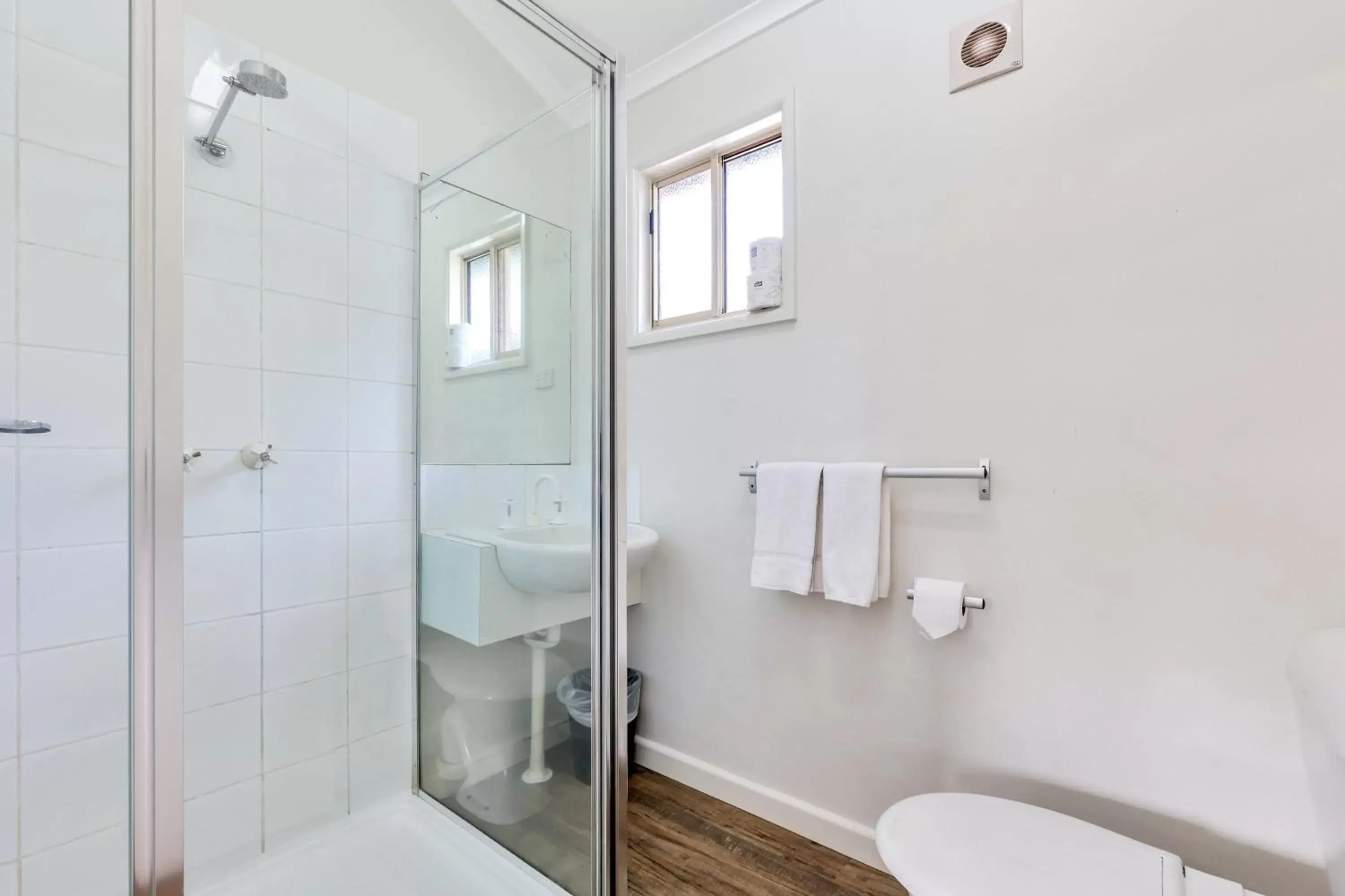 Bathroom in Darwin FreeSpirit Resort