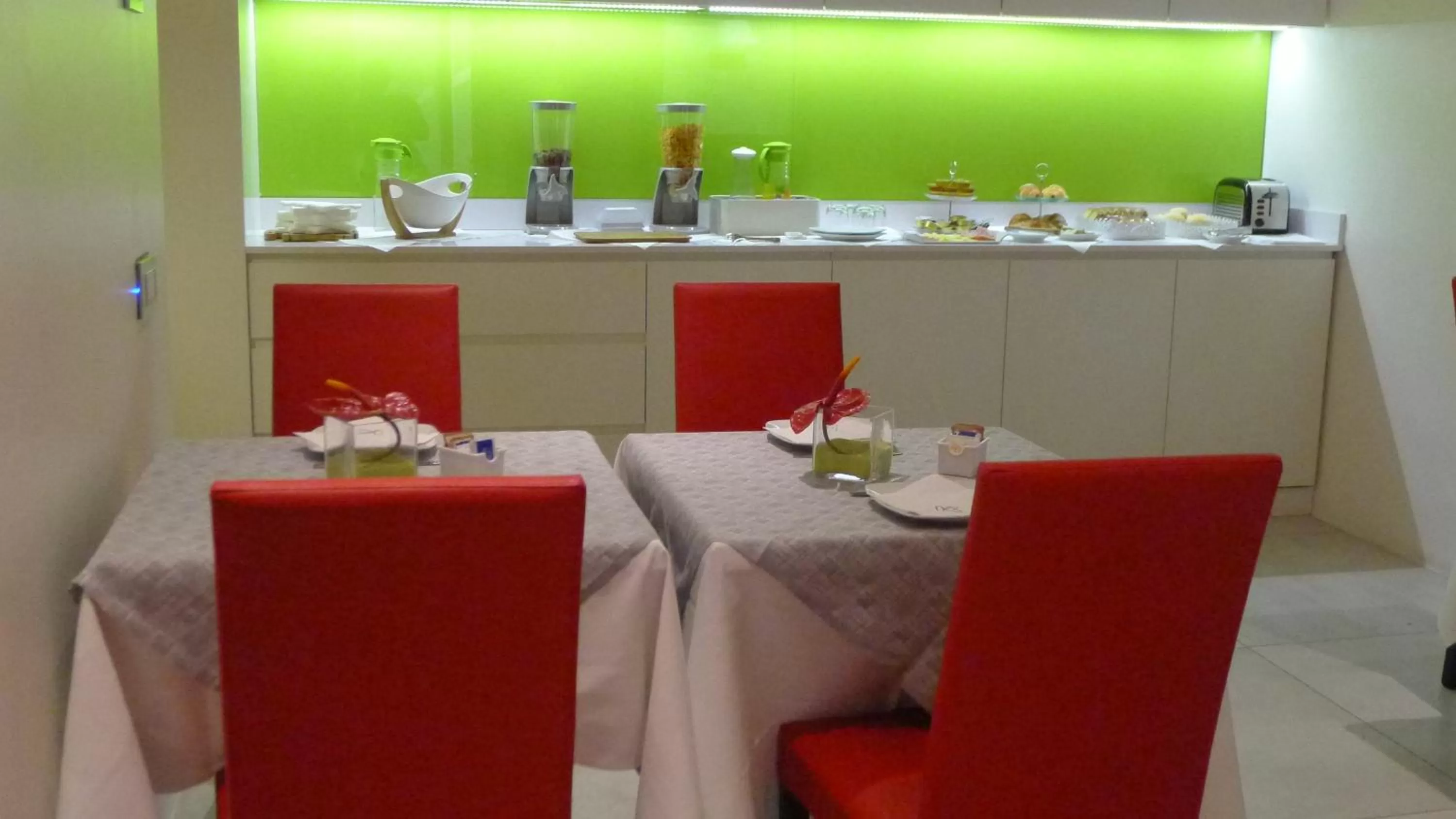 Lounge or bar, Restaurant/Places to Eat in Motel K