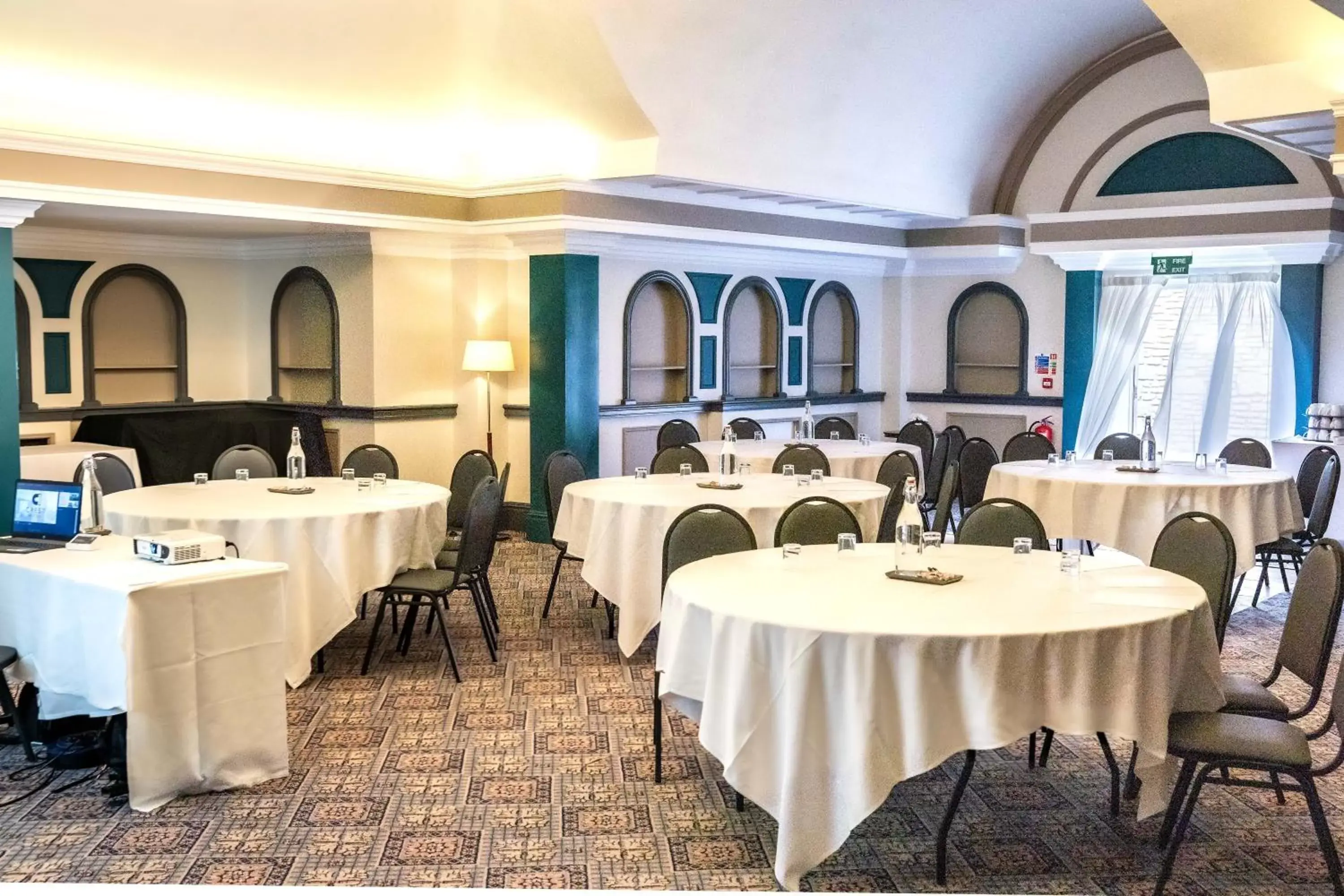 Meeting/conference room, Restaurant/Places to Eat in Almondsbury Interchange Hotel
