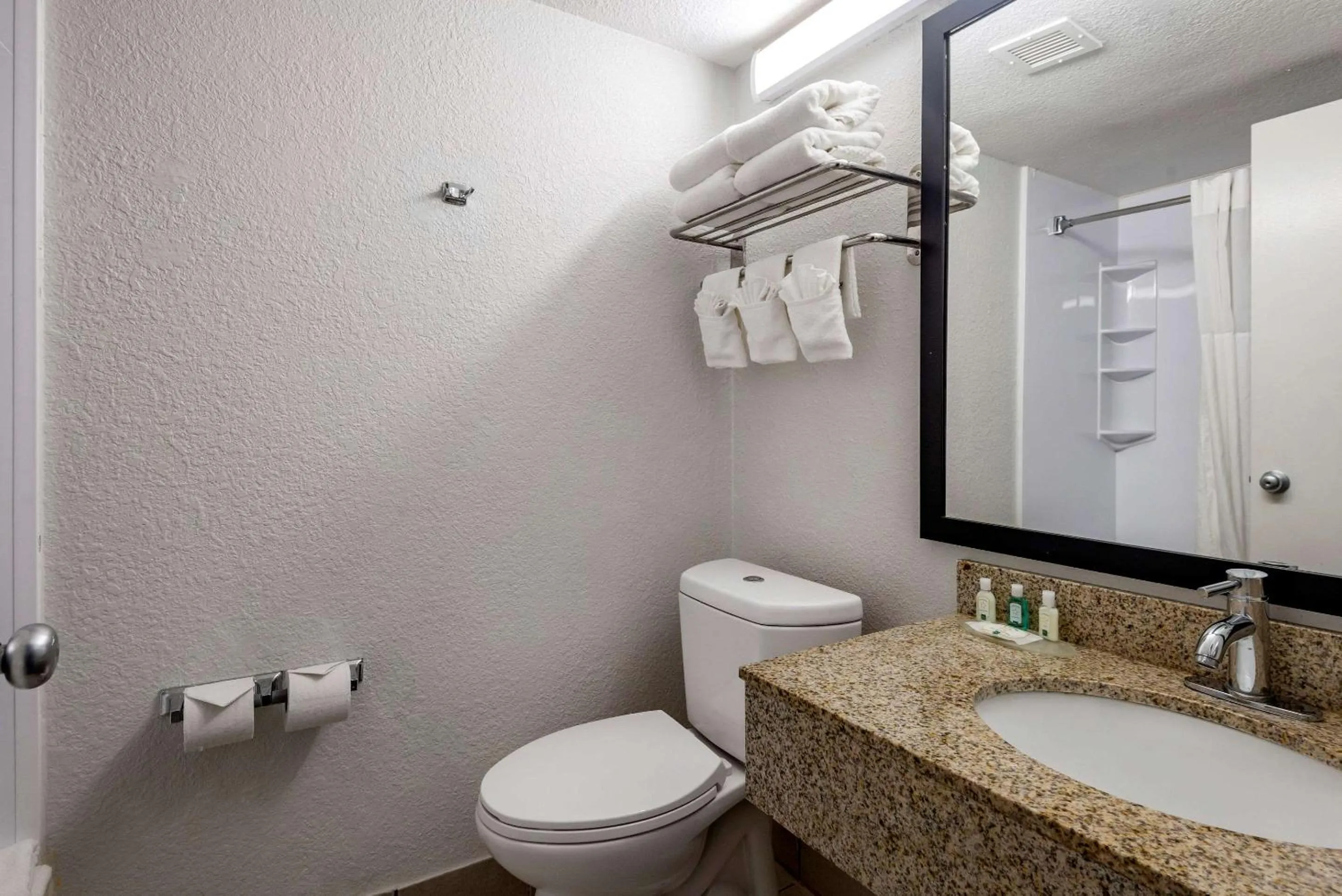 Bedroom in Quality Inn Rock Hill Northeast I-77