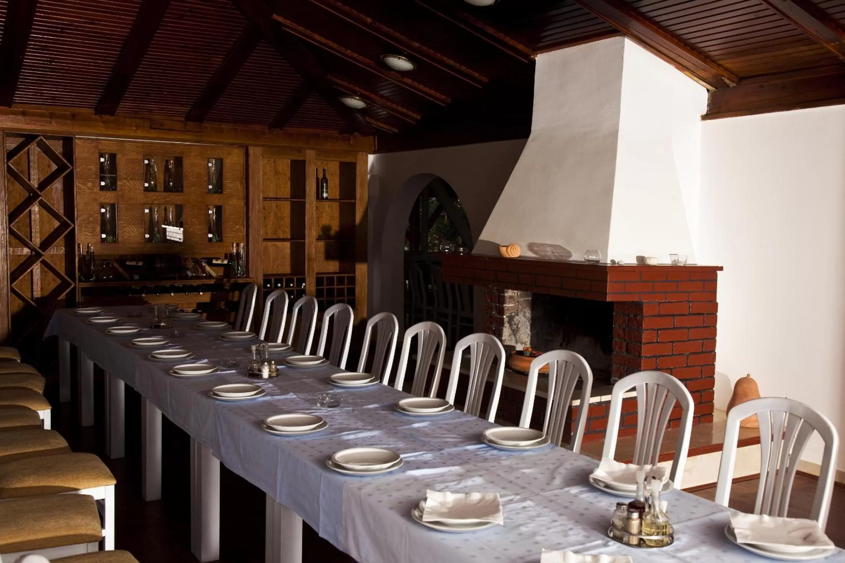 Restaurant/Places to Eat in Hotel Park