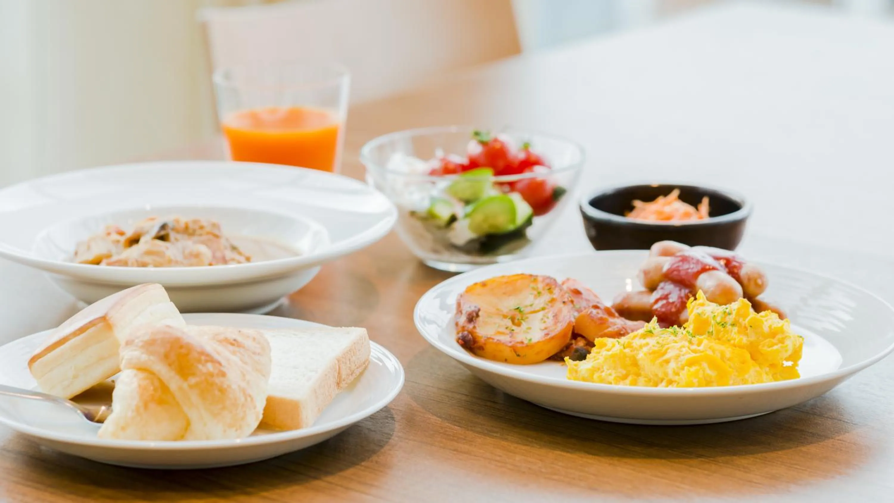 Food in Candeo Hotels Fukuoka Tenjin