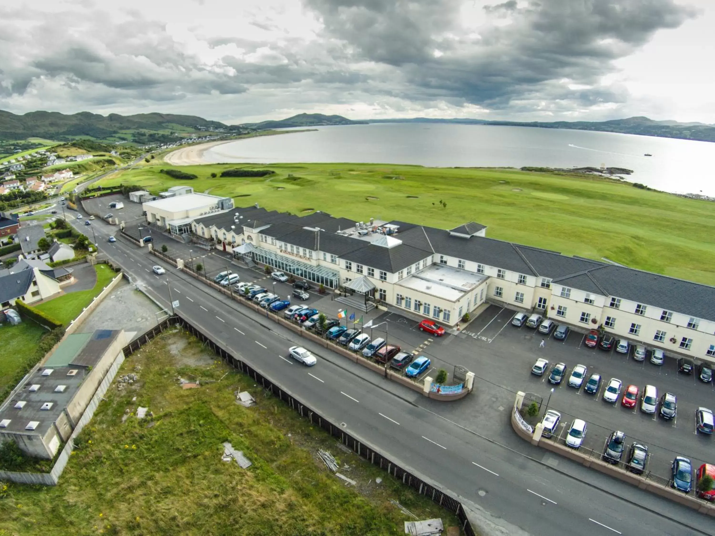Sea view, Bird's-eye View in Inishowen Gateway Hotel
