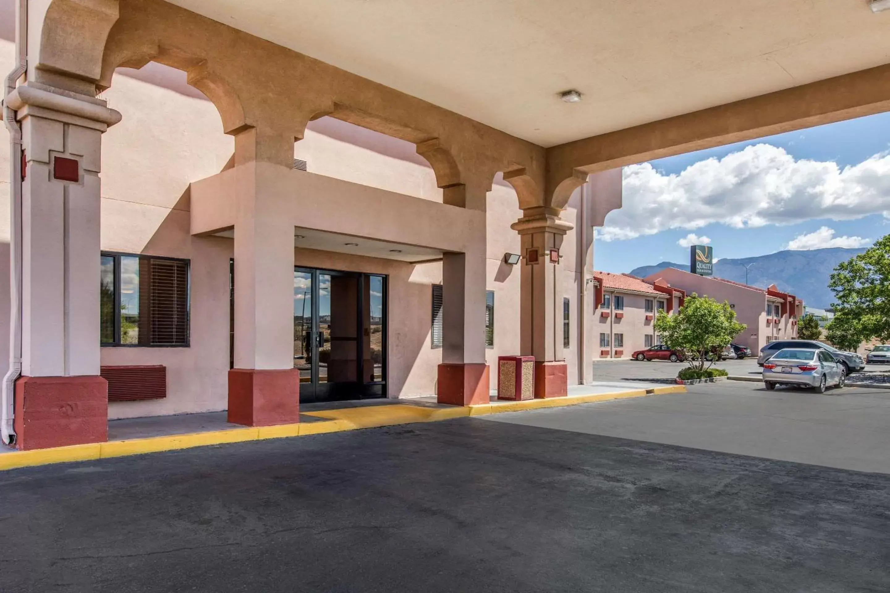 Property building in Quality Inn & Suites Albuquerque North near Balloon Fiesta Park