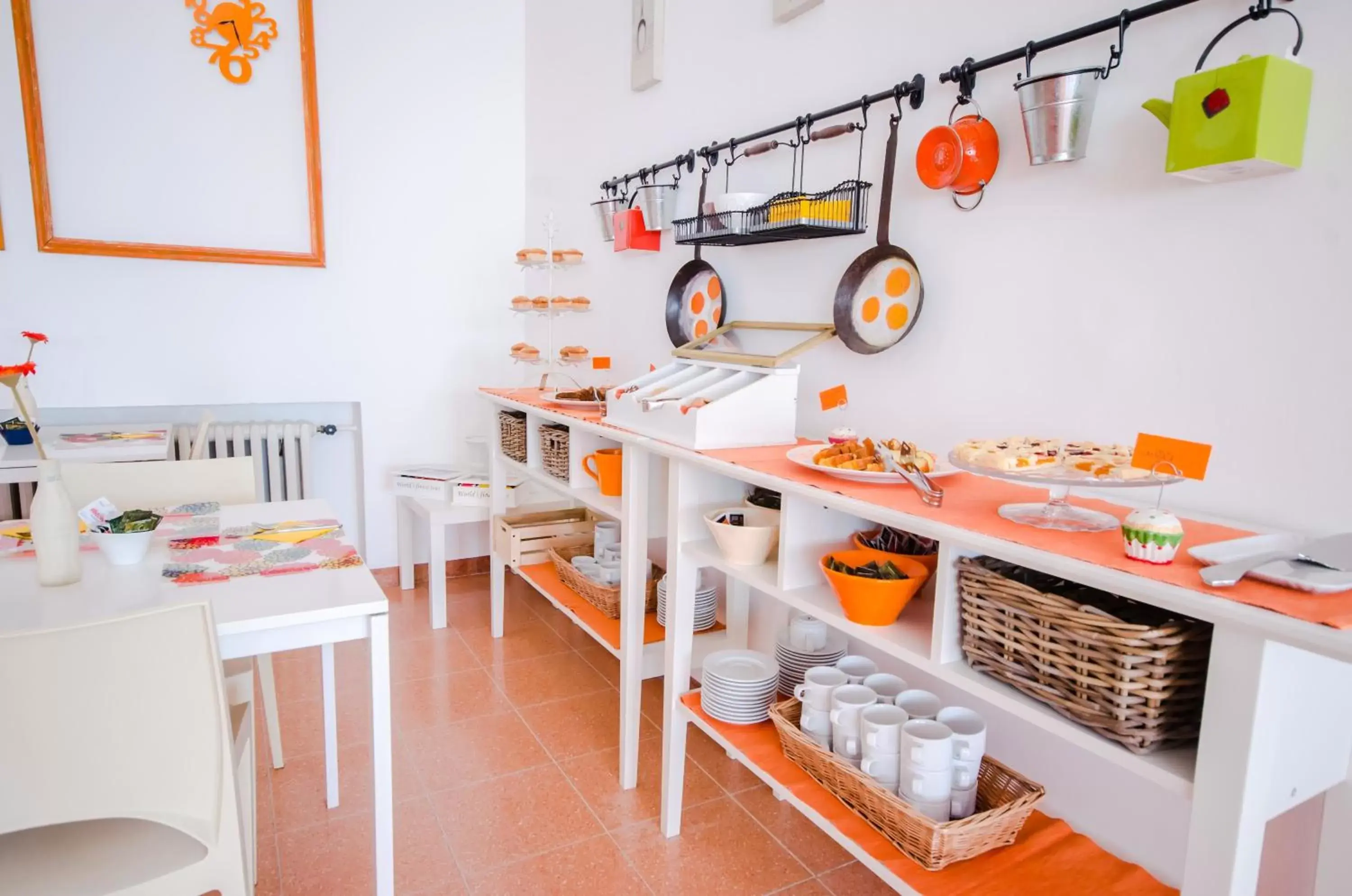 Restaurant/places to eat, Kitchen/Kitchenette in Albergo Villa Gaia