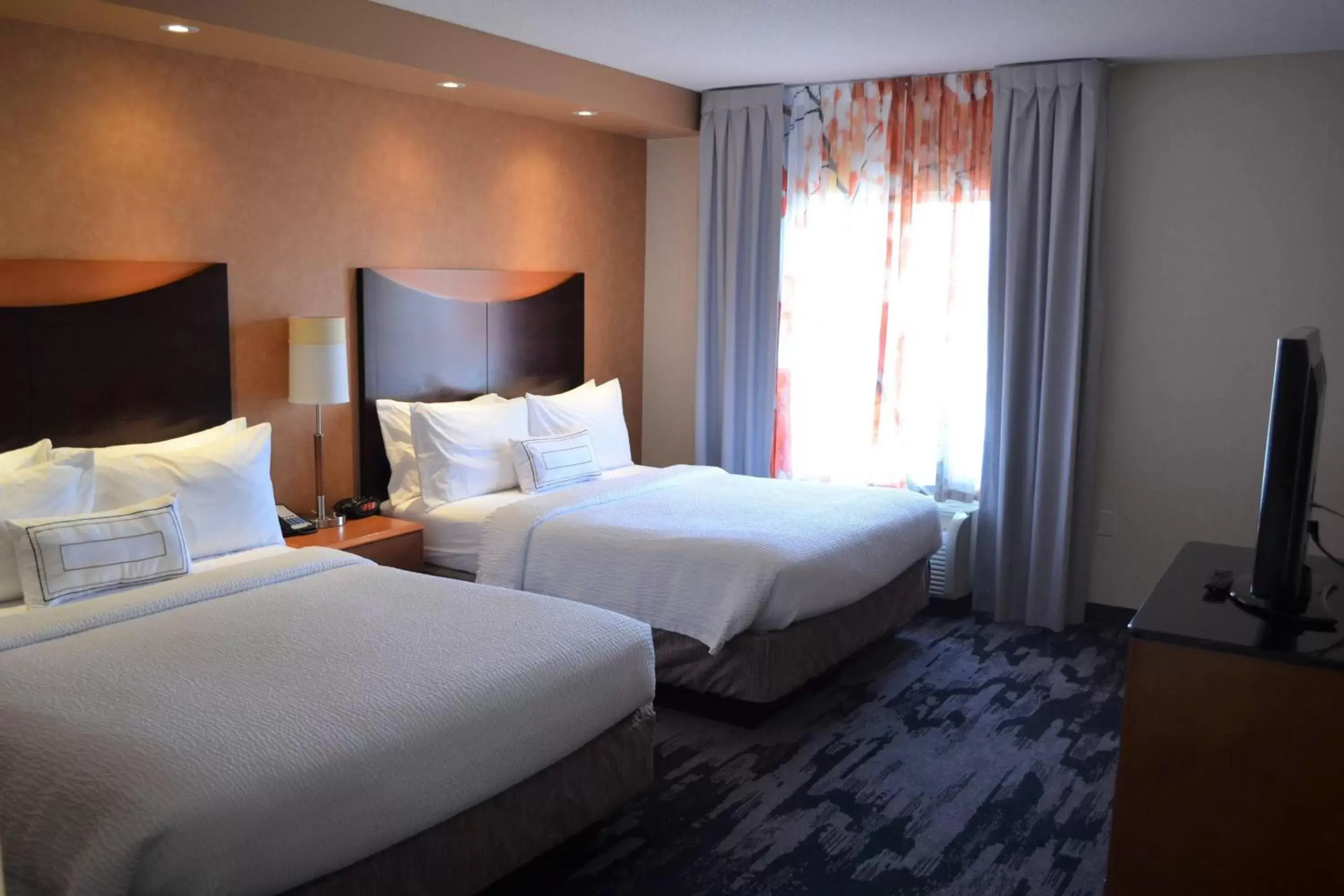 Bedroom, Bed in Fairfield Inn & Suites by Marriott Sault Ste. Marie