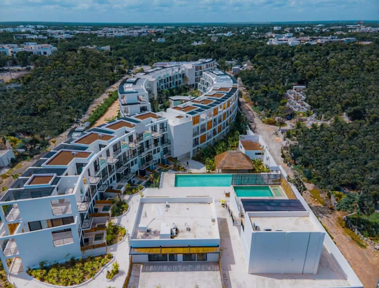 Property building, Bird's-eye View in The Waves Tulum