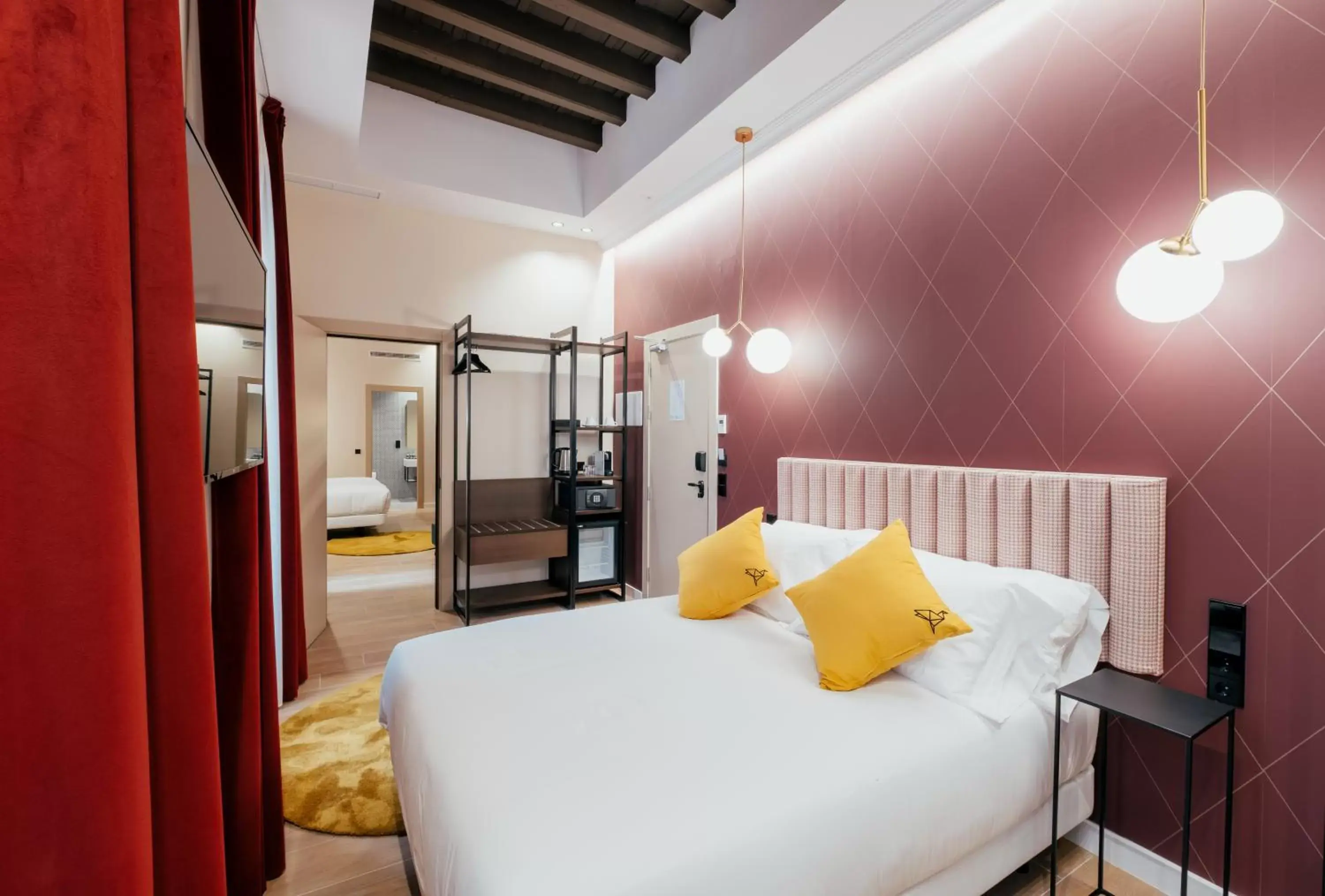 Bed in Hotel Cetina Sevilla