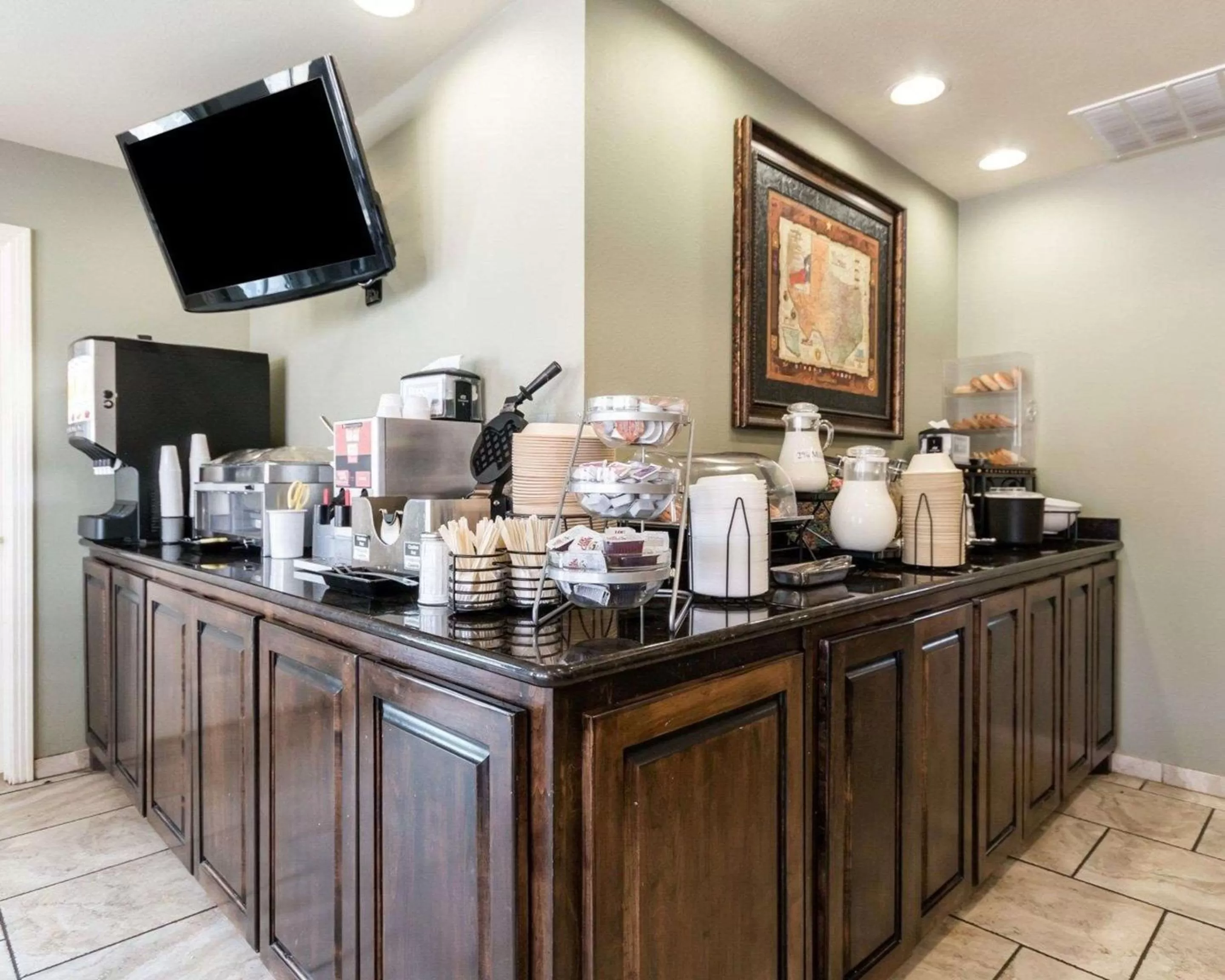 Restaurant/places to eat in Rodeway Inn of Junction