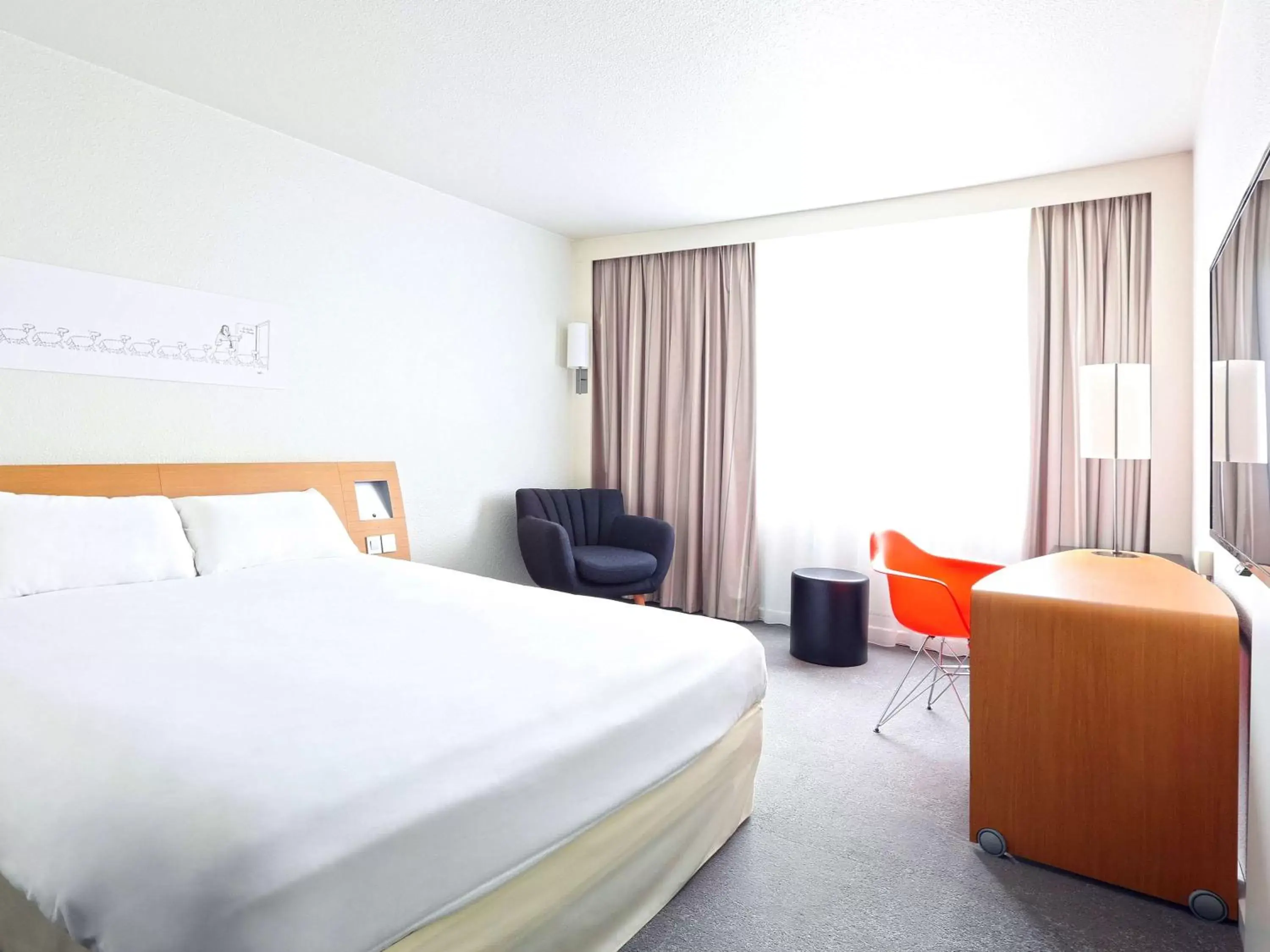 Photo of the whole room, Bed in ibis Styles Nancy Sud