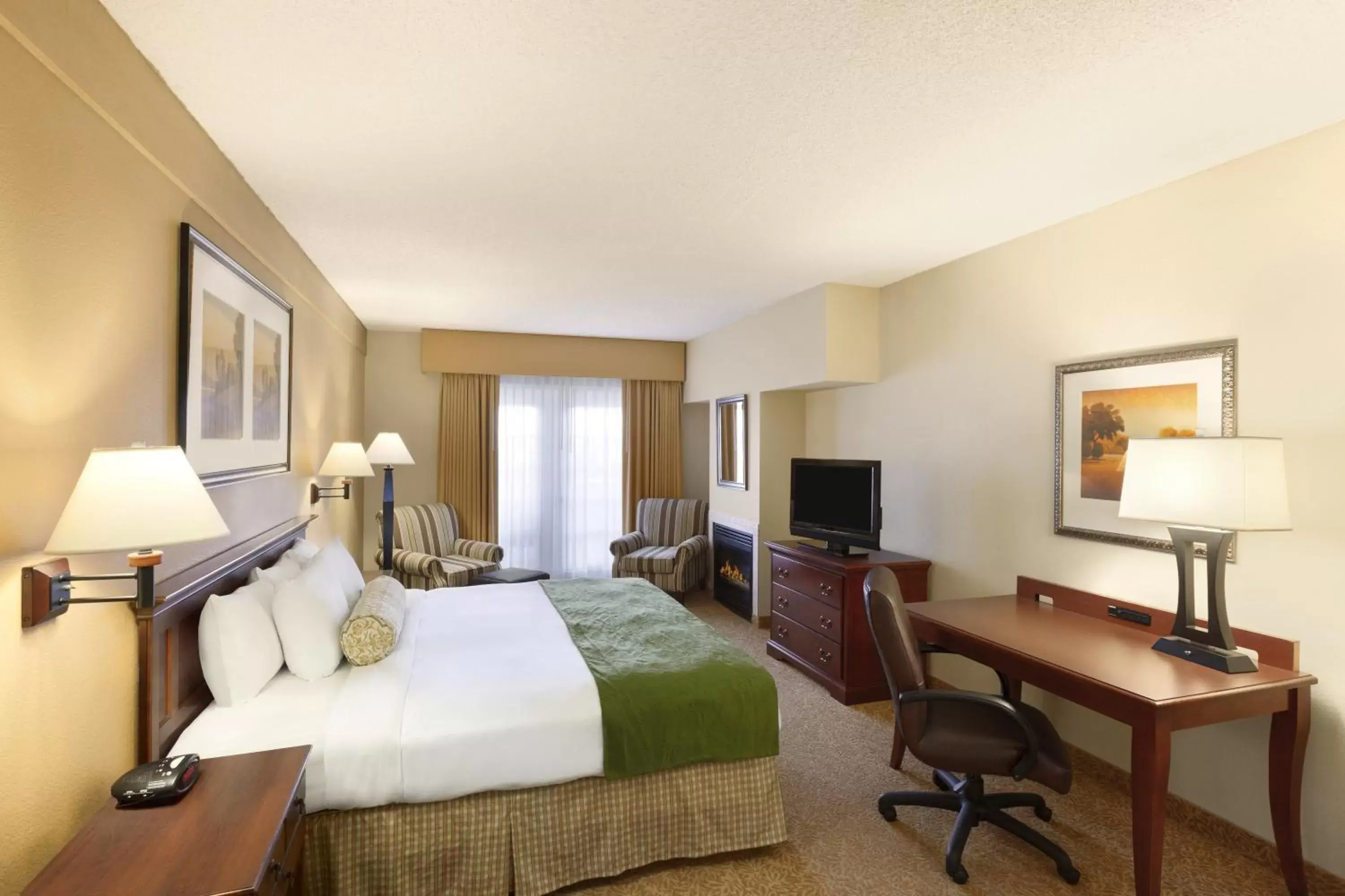 Photo of the whole room in Country Inn & Suites by Radisson, Mesa, AZ