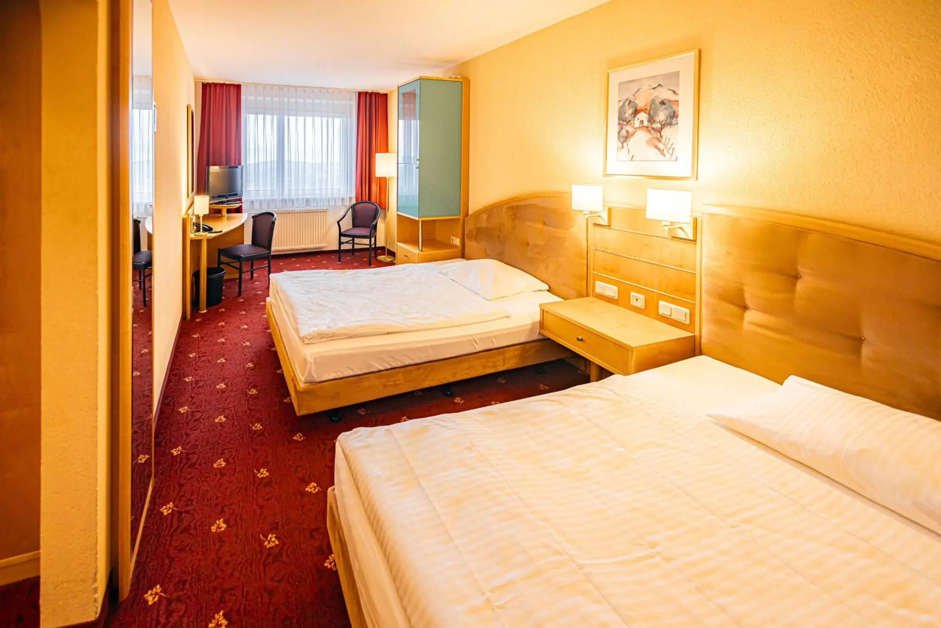Photo of the whole room, Bed in Ringberg Hotel