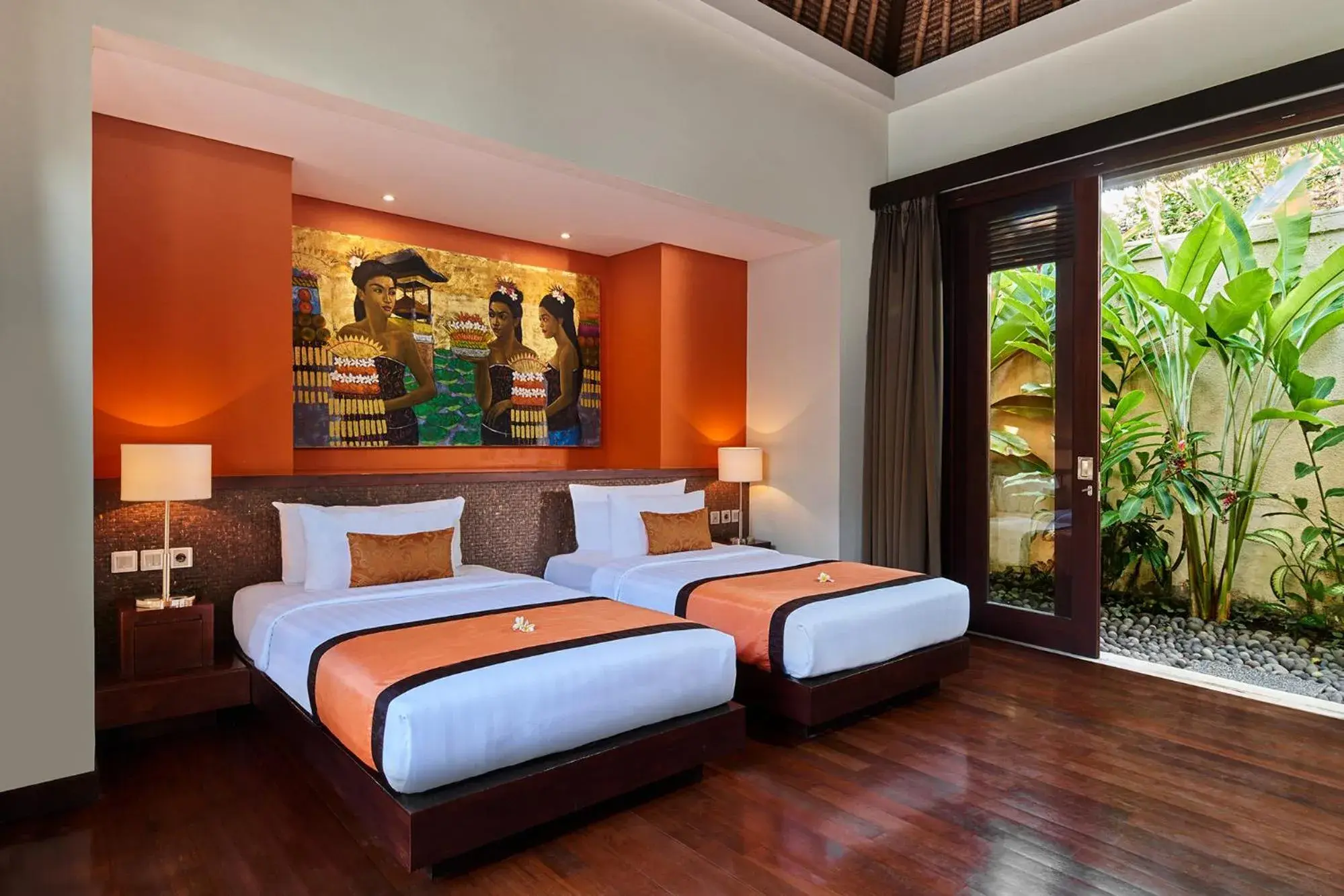 Bed in Mahagiri Villas Sanur