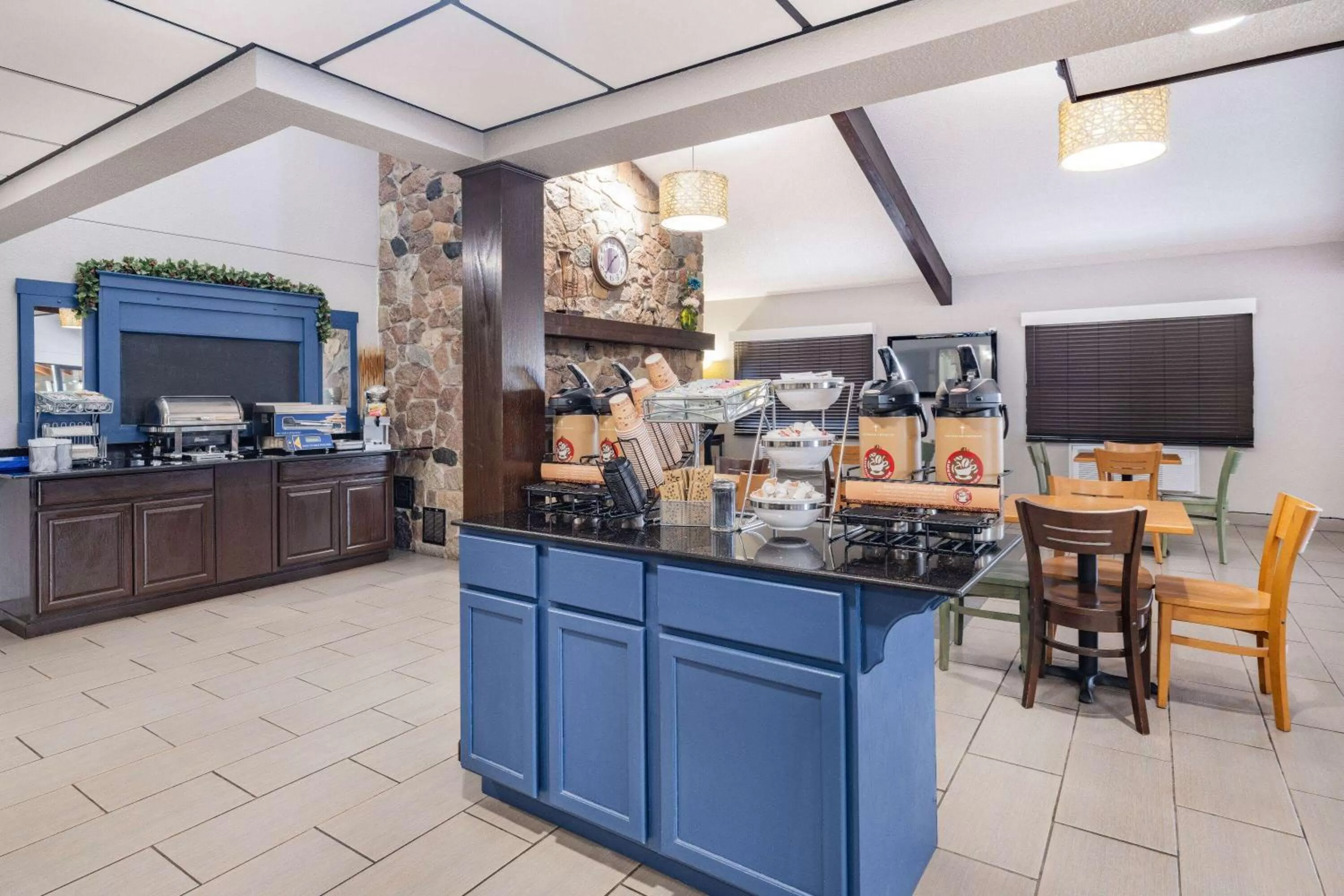 Breakfast in AmericInn by Wyndham Plover Stevens Point