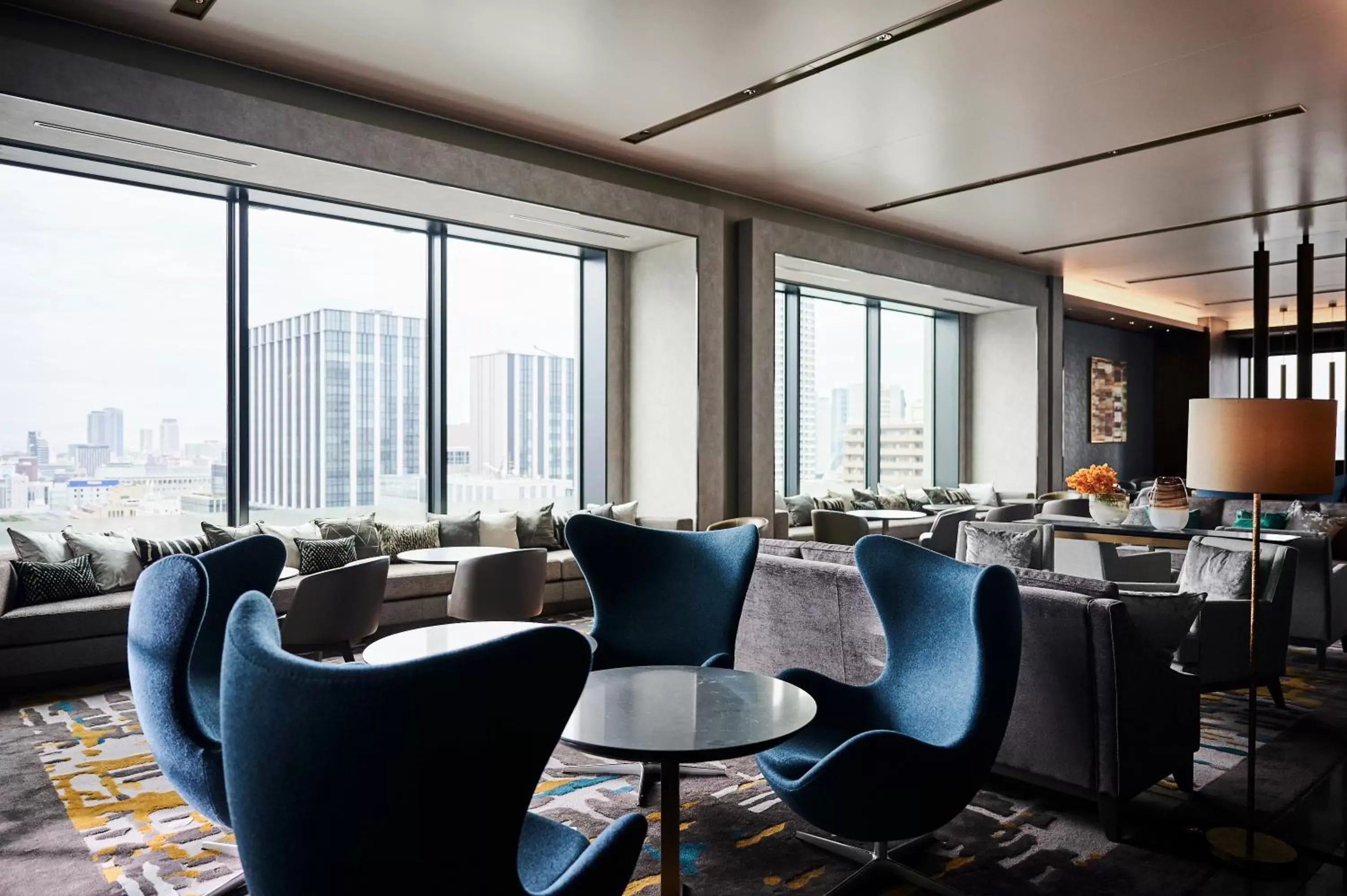 Lounge or bar in The Royal Park Hotel Iconic Osaka Midosuji Lounge or bar in The Royal Park Hotel Iconic Osaka Midosuji