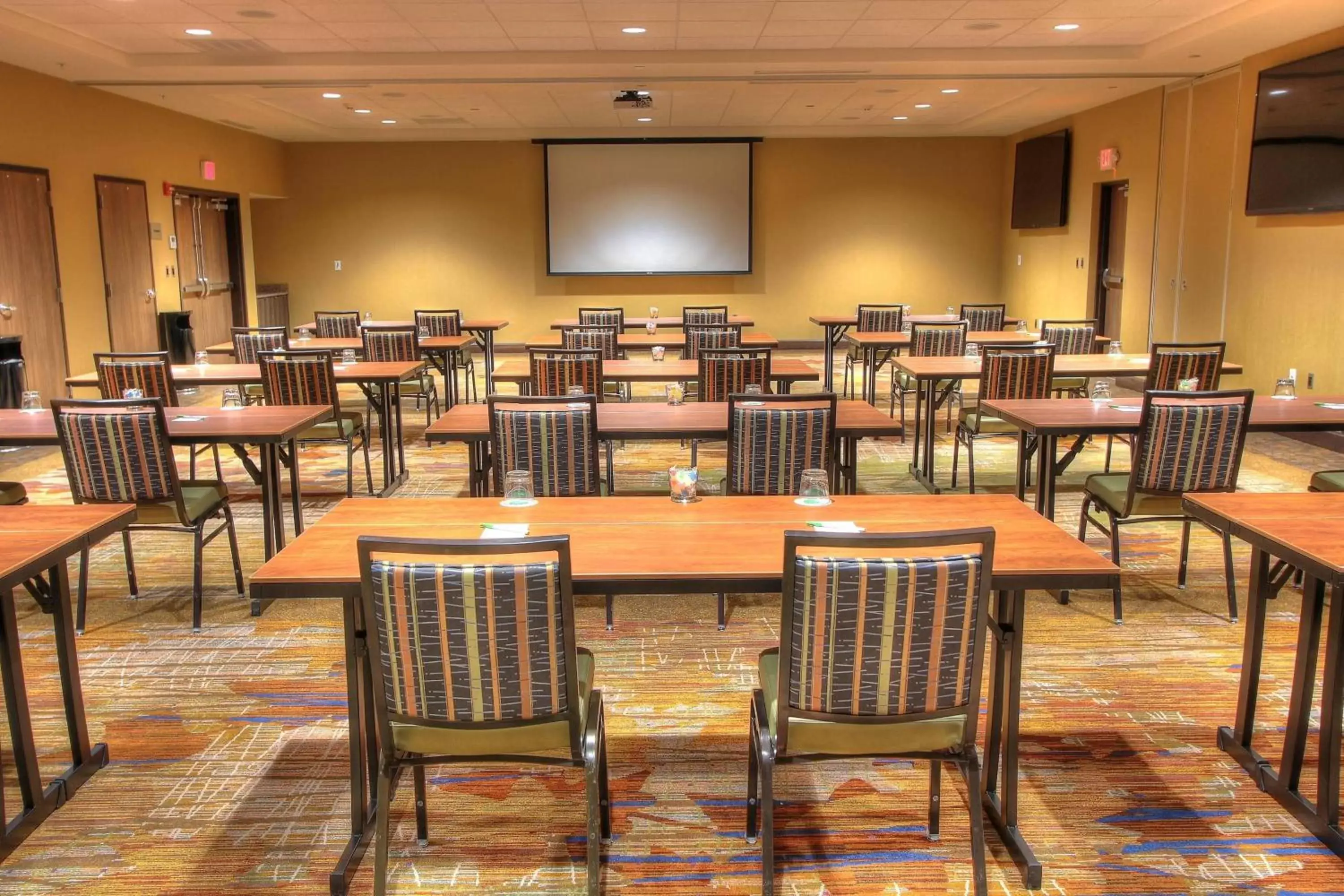 Meeting/conference room in Courtyard by Marriott Gatlinburg Downtown