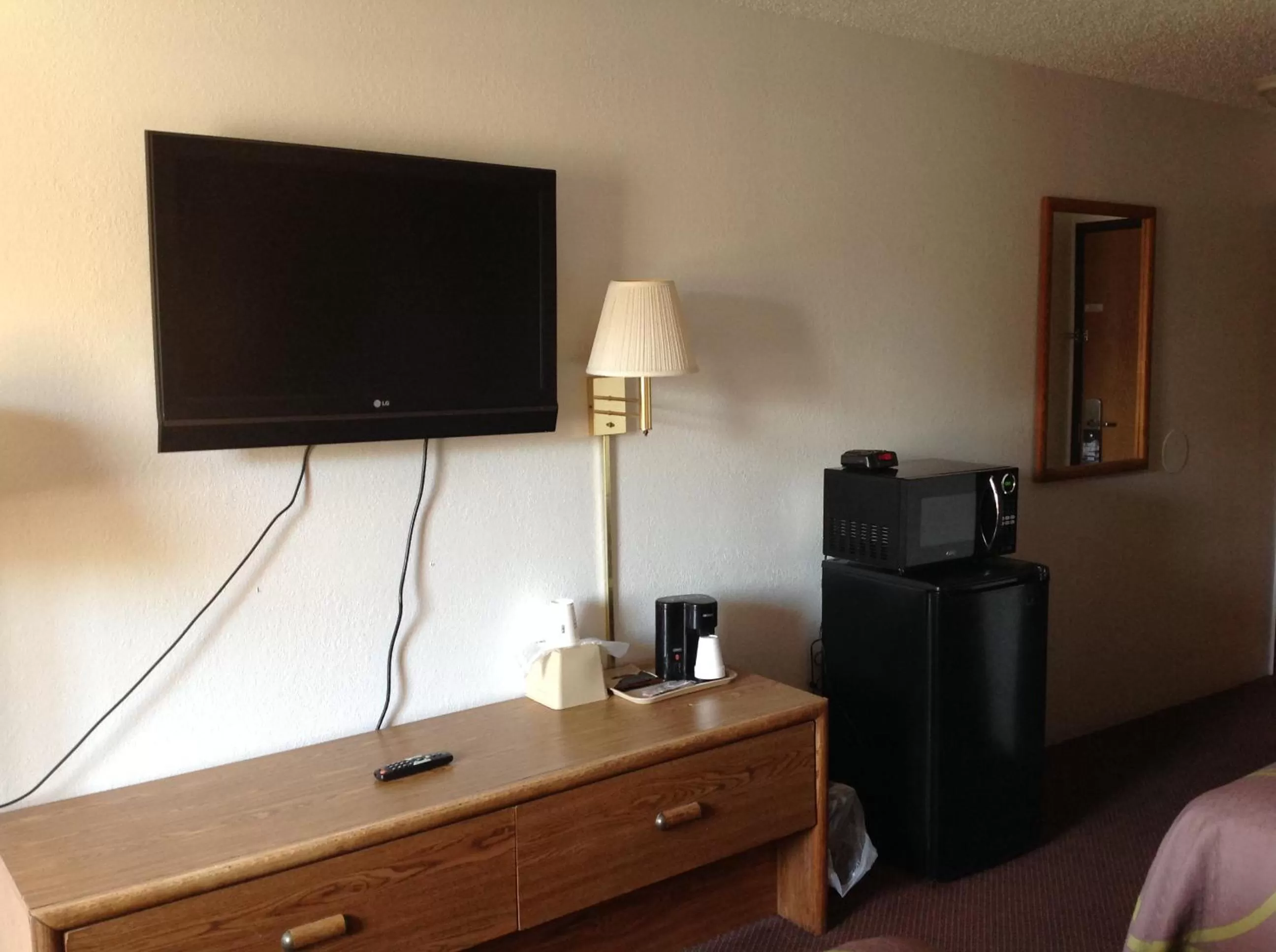 Super 8 by Wyndham Winchester VA