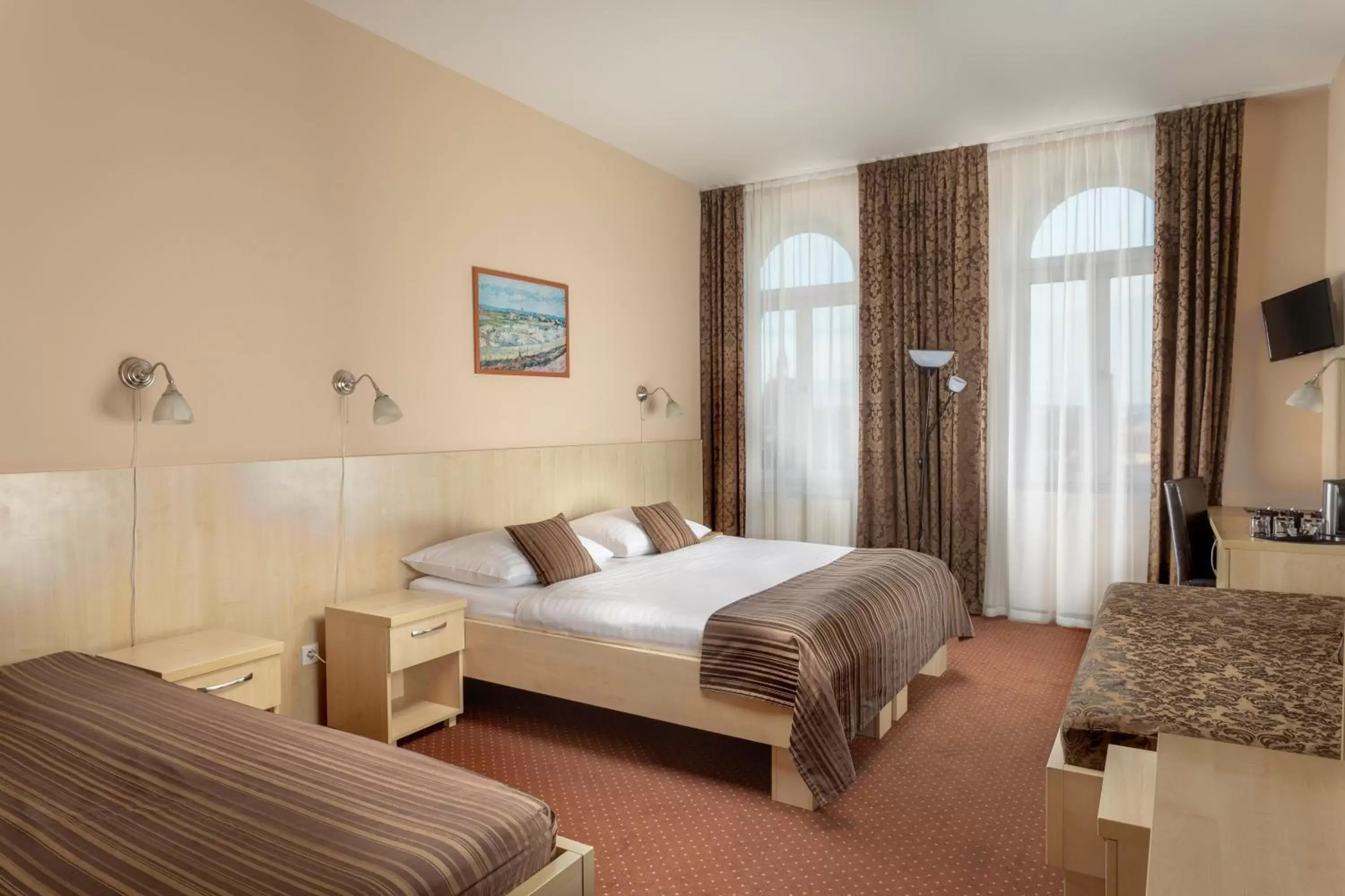 Photo of the whole room, Bed in Prague Centre Plaza