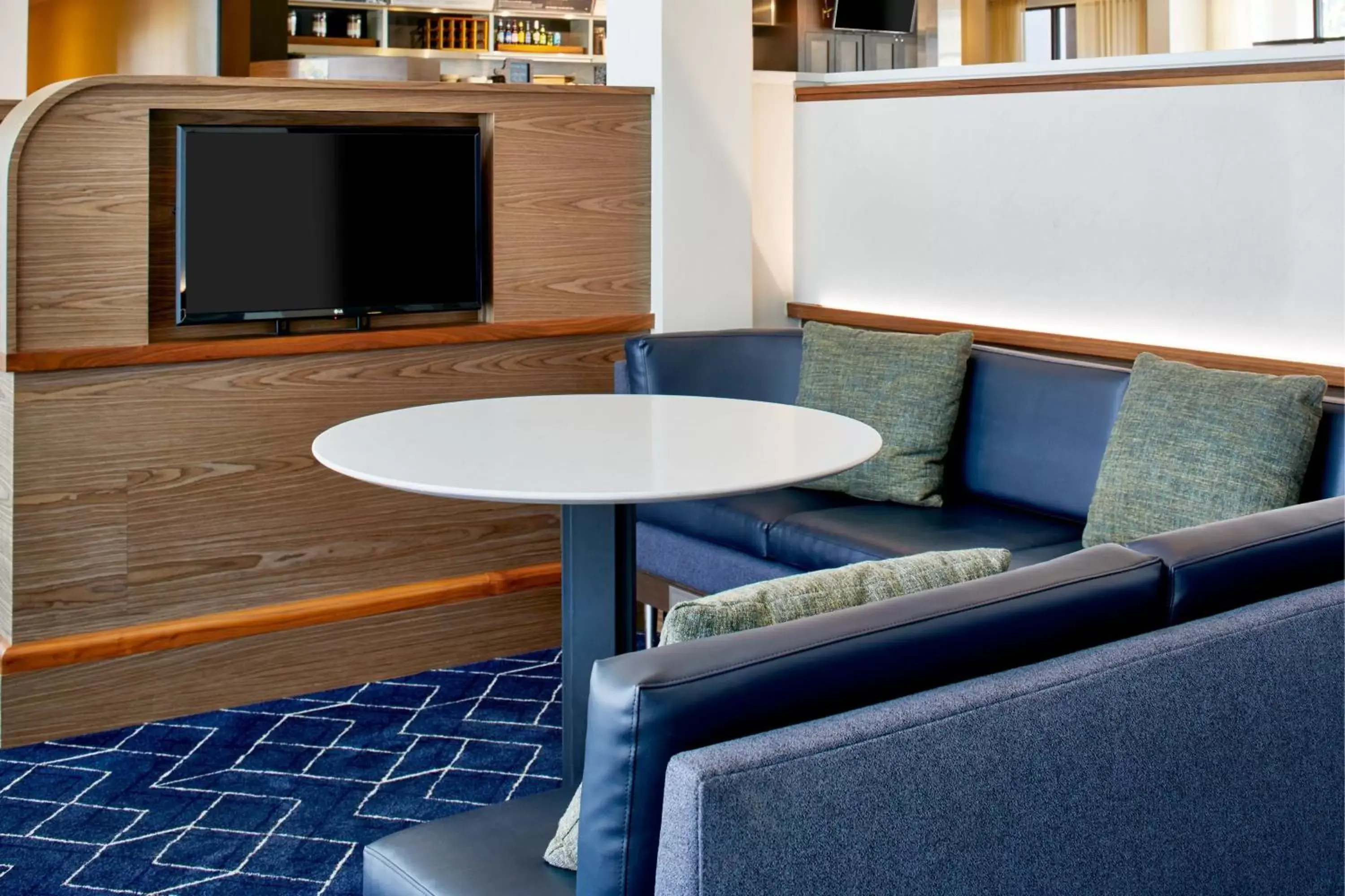 Lobby or reception, Seating Area in Courtyard by Marriott Memphis Airport