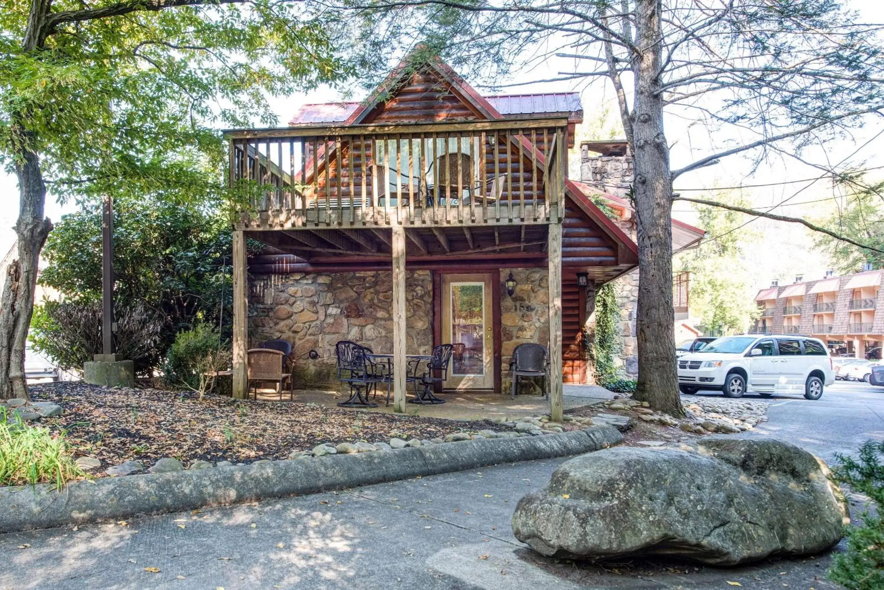 Photo of the whole room, Property Building in Quality Inn Creekside - Downtown Gatlinburg