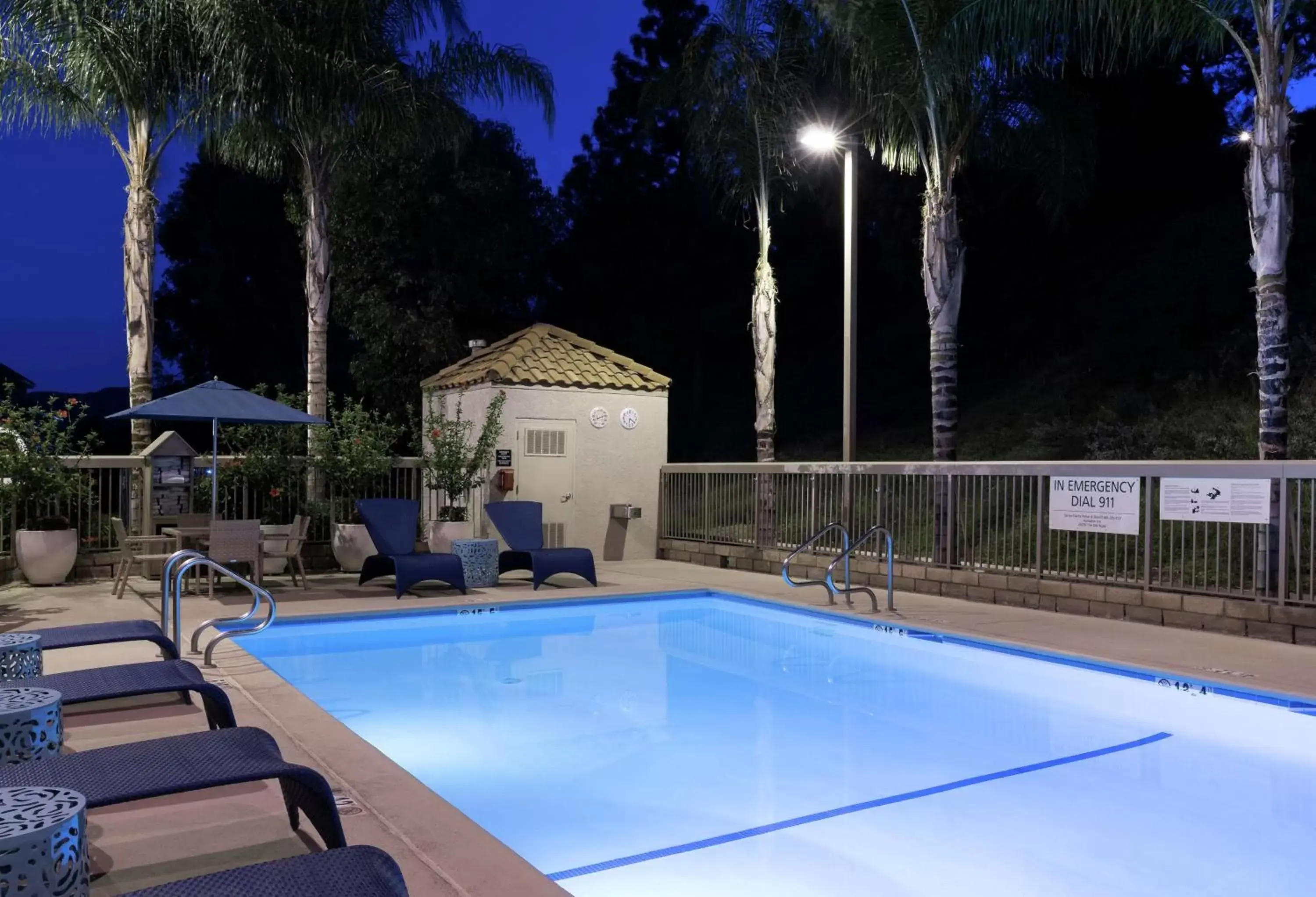 Pool view, Swimming Pool in Hampton Inn Los Angeles Santa Clarita