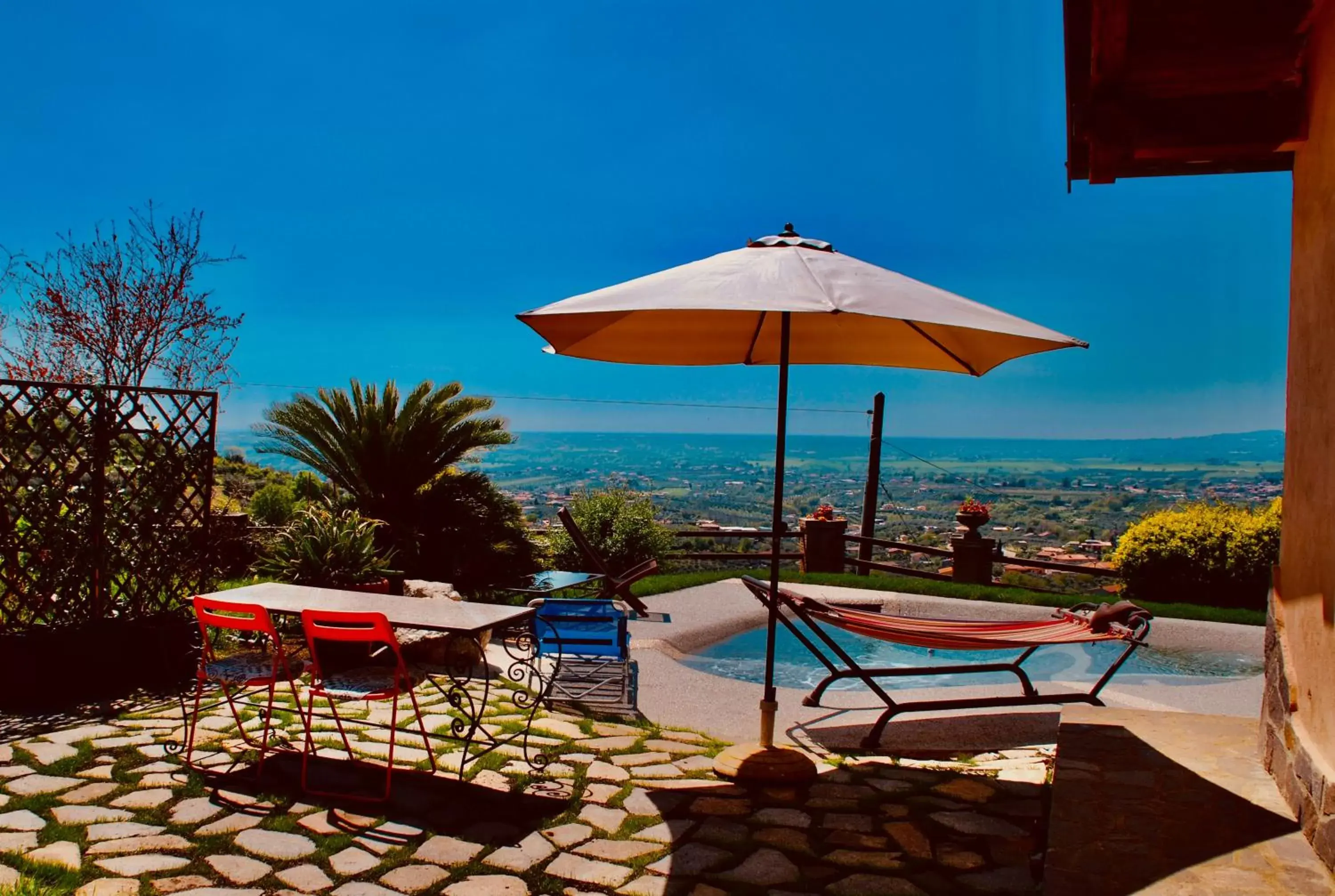 Swimming Pool in B&B A Casa di Silvia