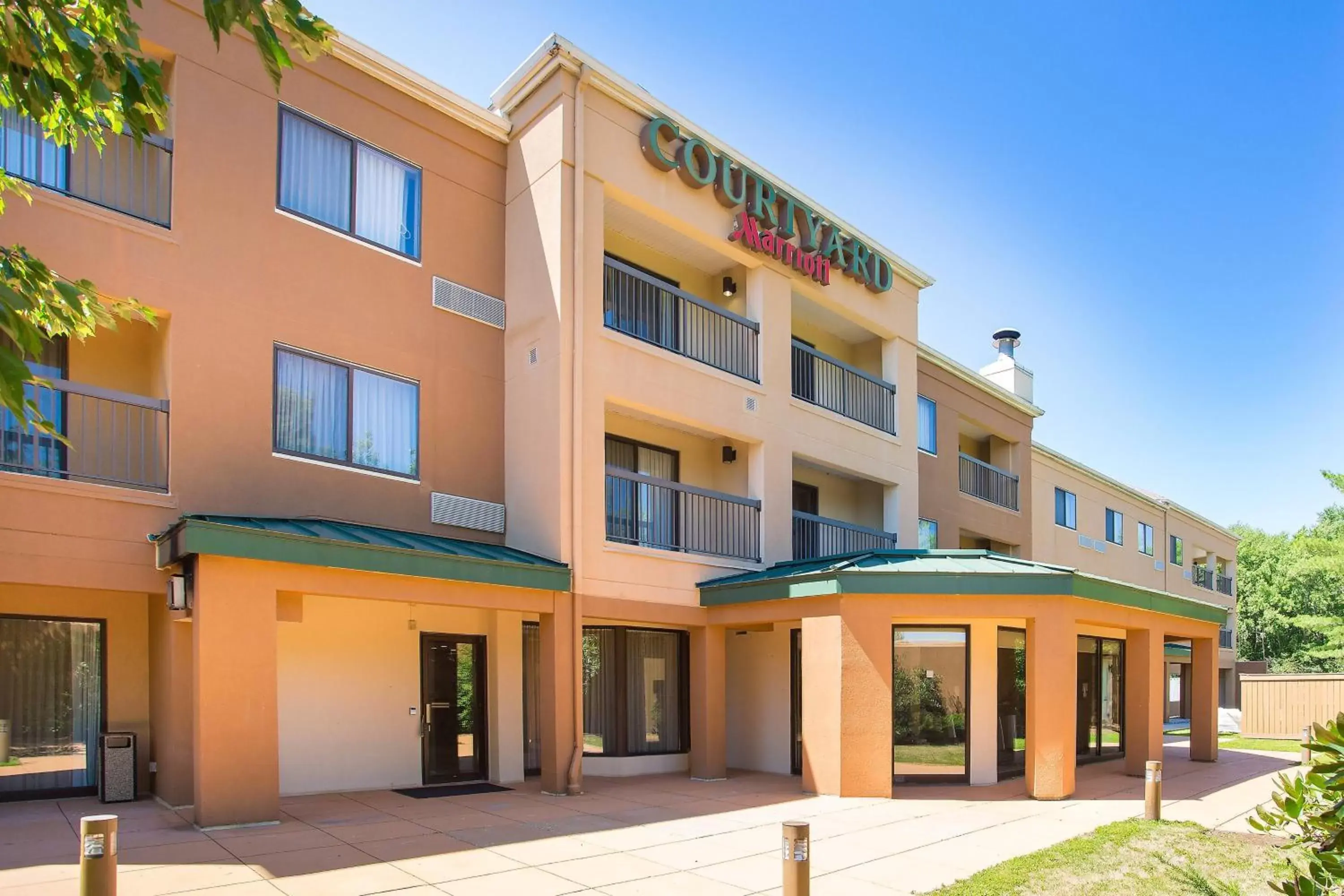 Property Building in Courtyard by Marriott Boston Westborough