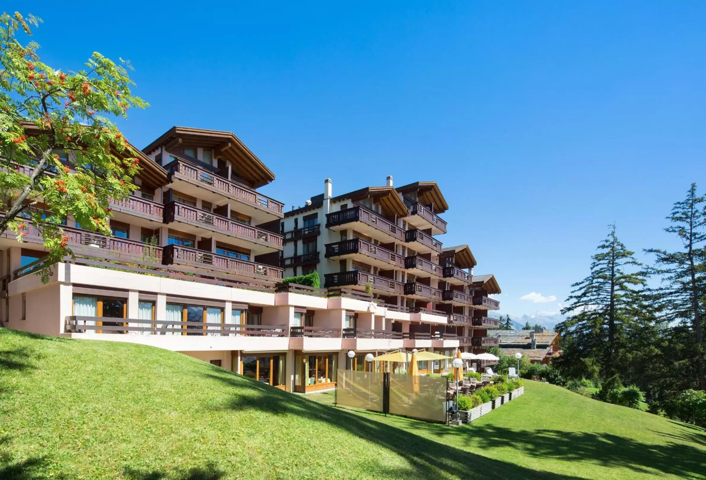 Property Building in Aparthotel Helvetia