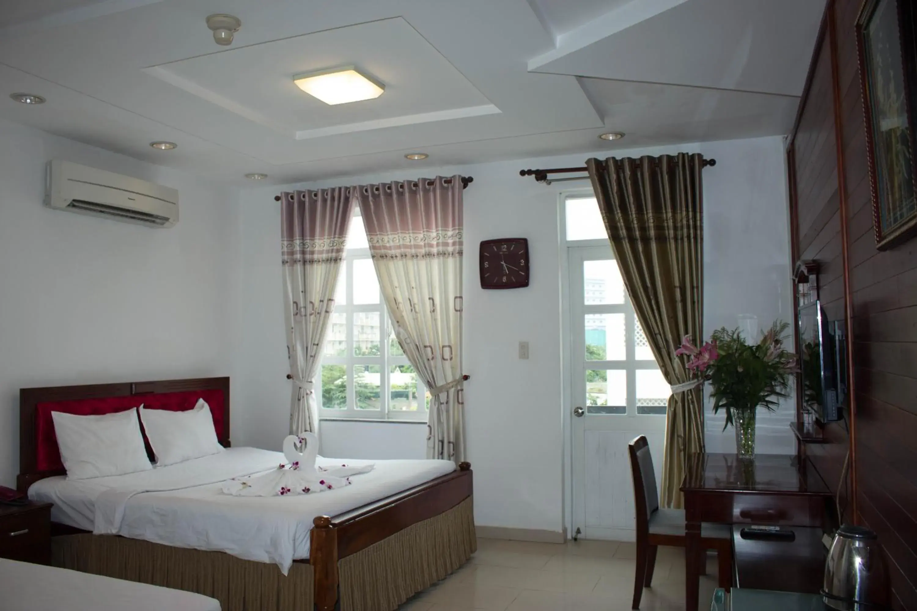 Hoa Phat Hotel & Apartment