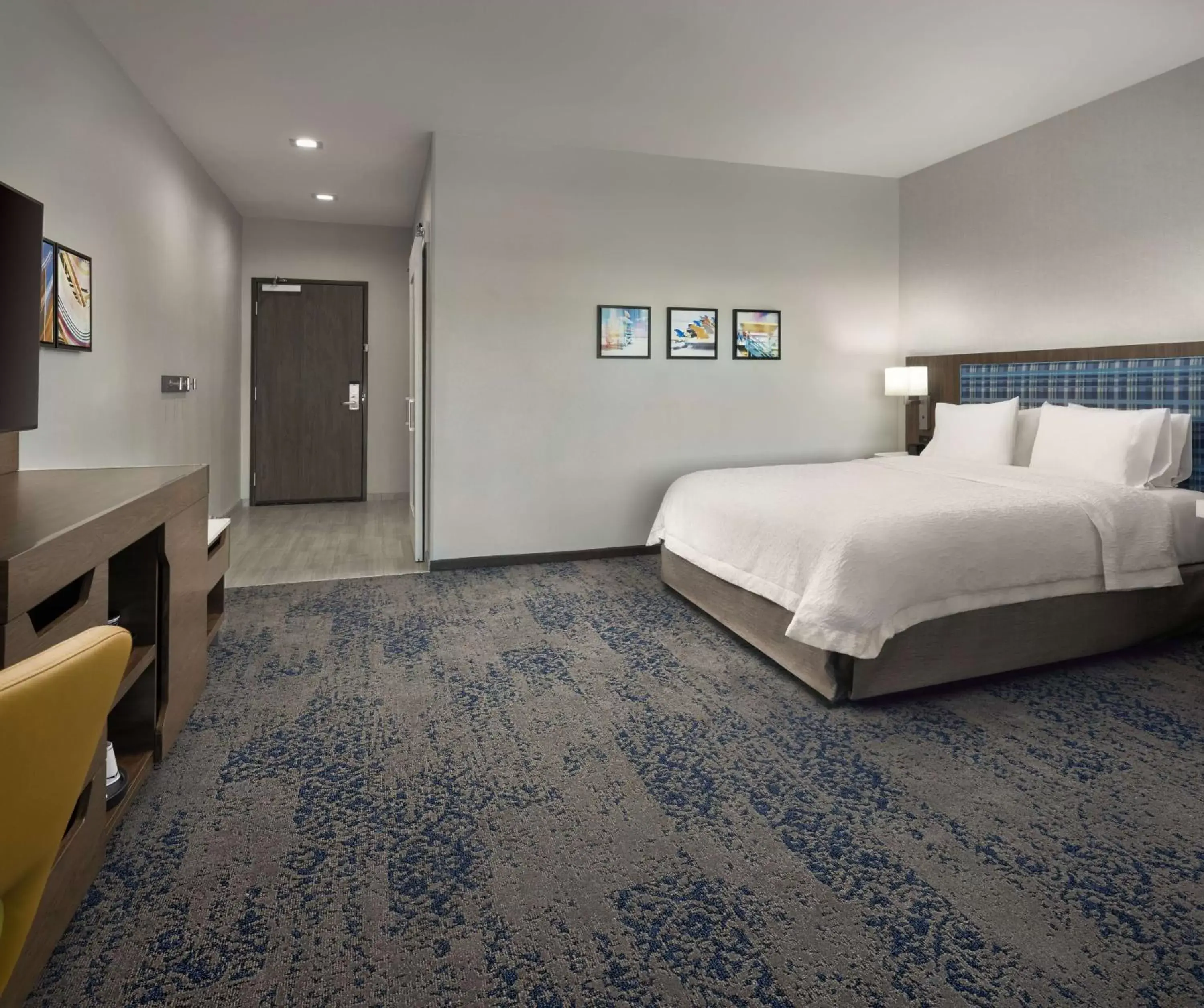Bedroom, Bed in Hampton Inn & Suites El Cajon San Diego