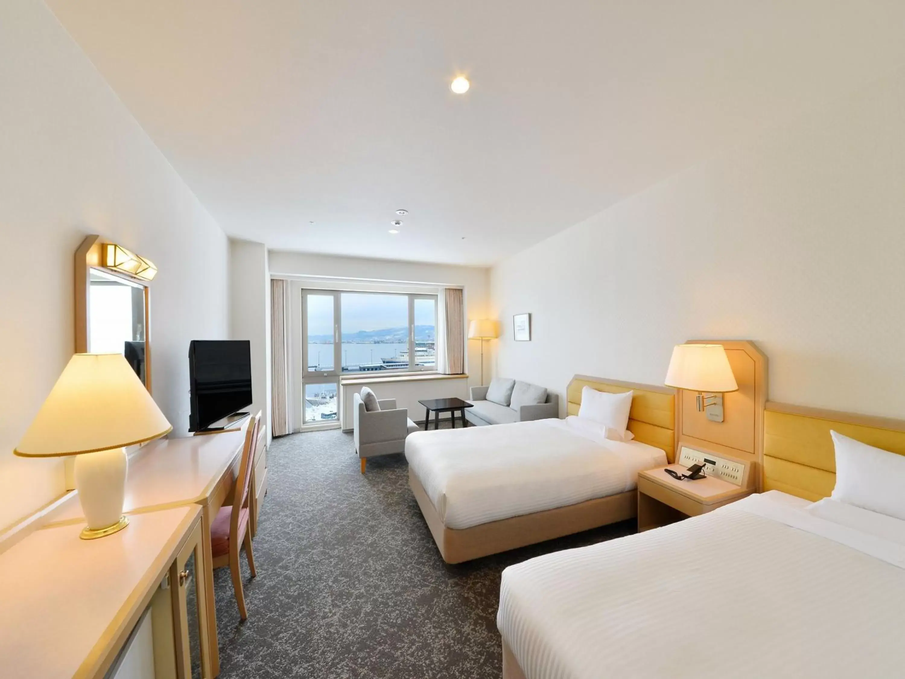 Photo of the whole room, Bed in Hakodate Kokusai Hotel Photo of the whole room, Bed in Hakodate Kokusai Hotel