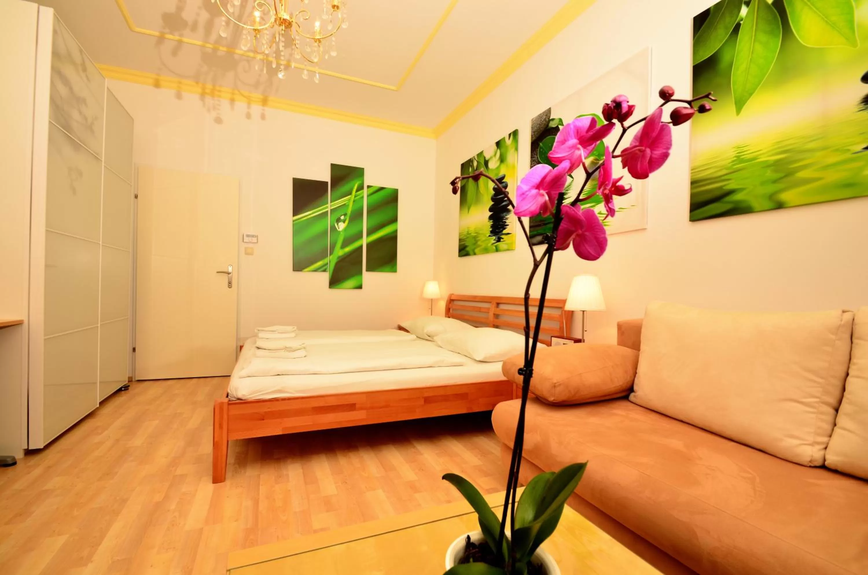 Bed in AJO Apartments - Messe City Flat - Self-Check-in